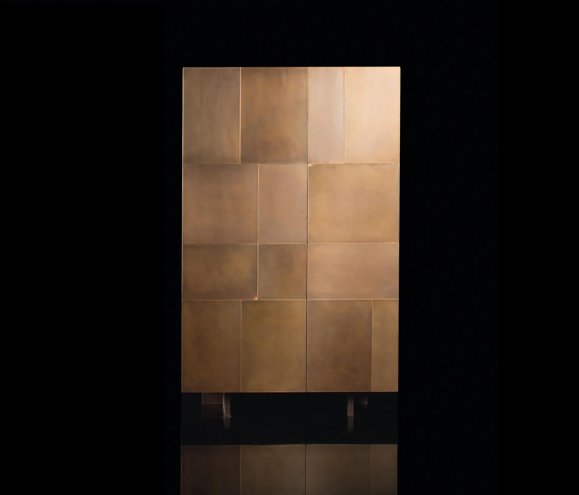 HENGE - Slim Side Vertical