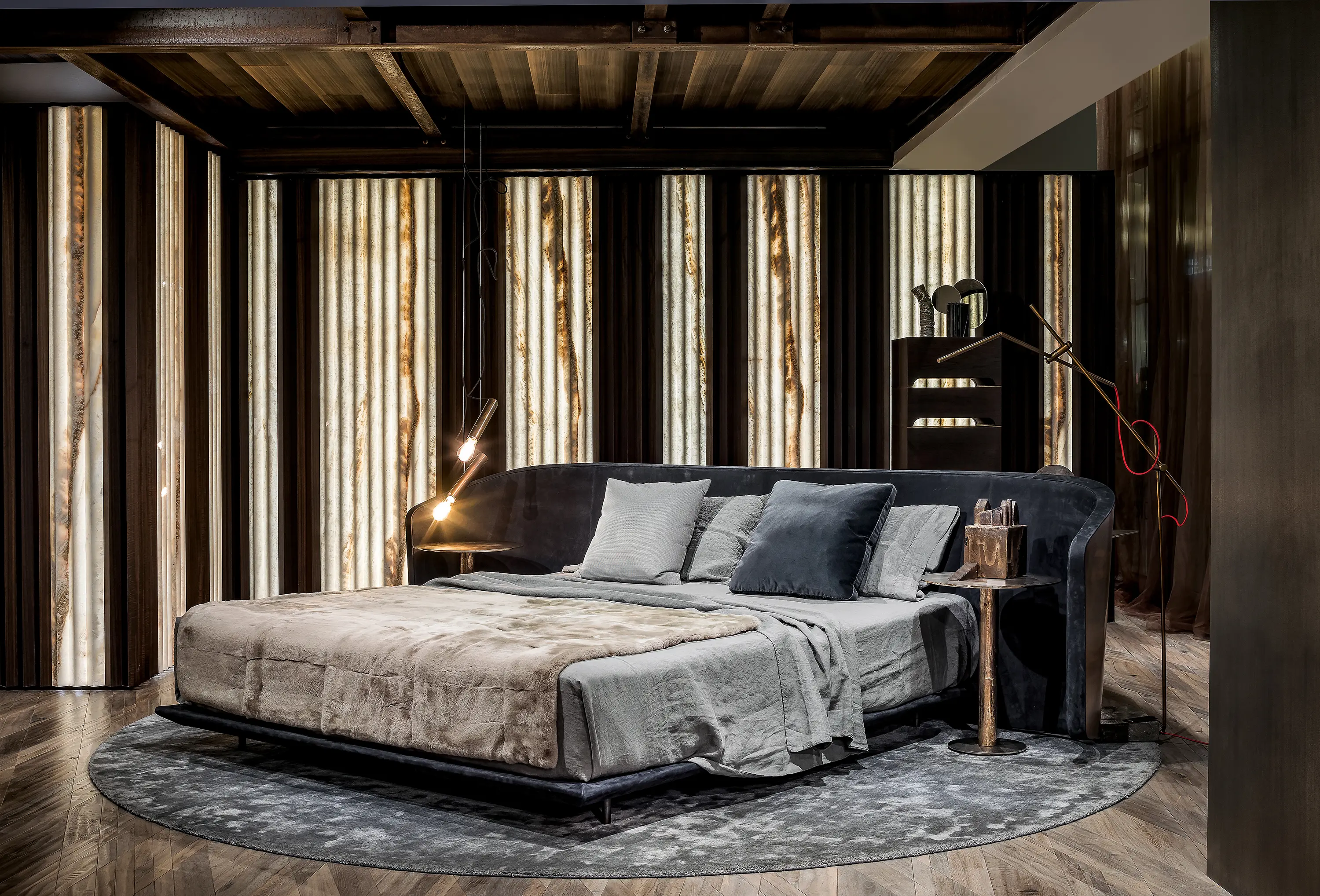 HENGE - Noctis Bed