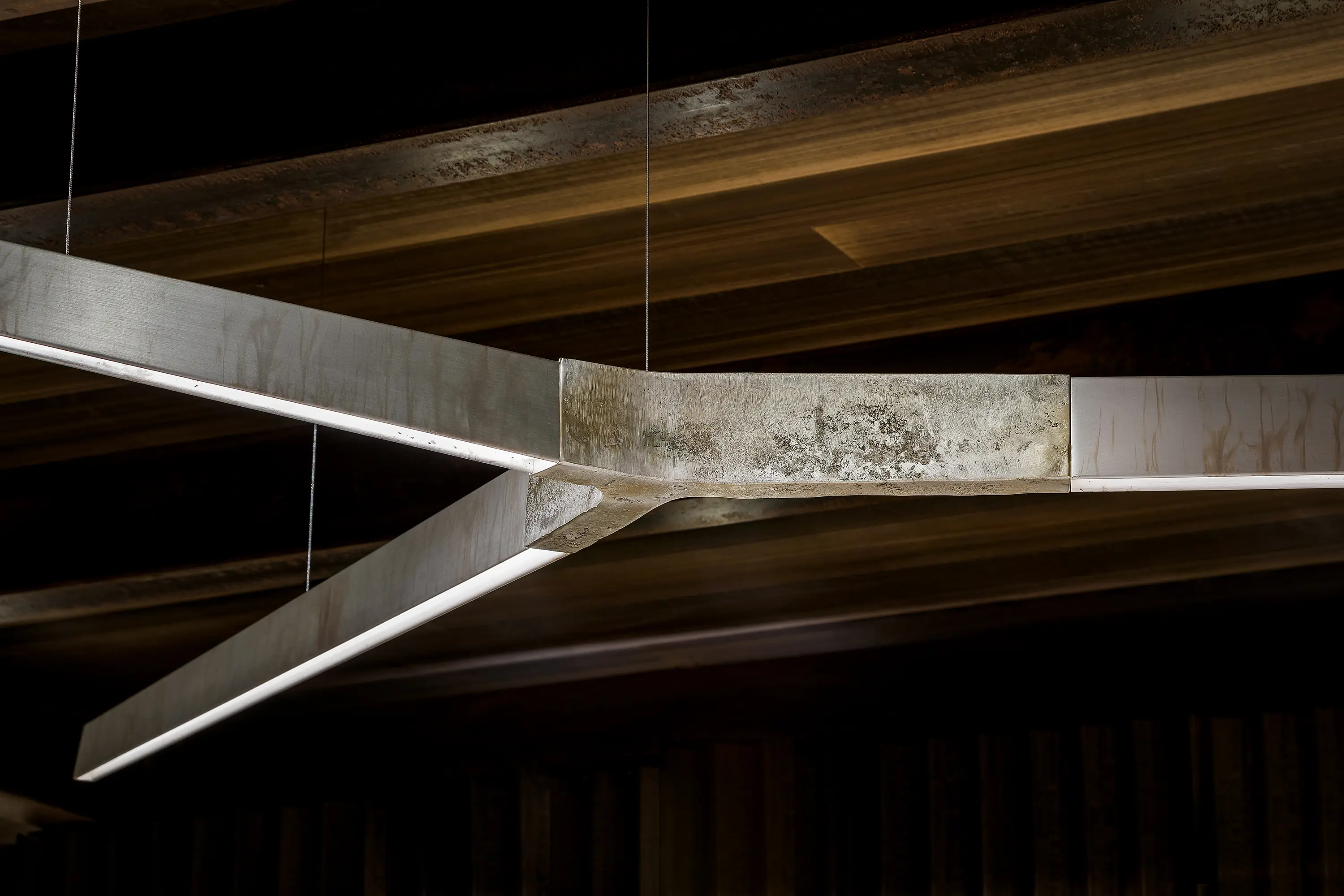 HENGE - Starlight Horizontal