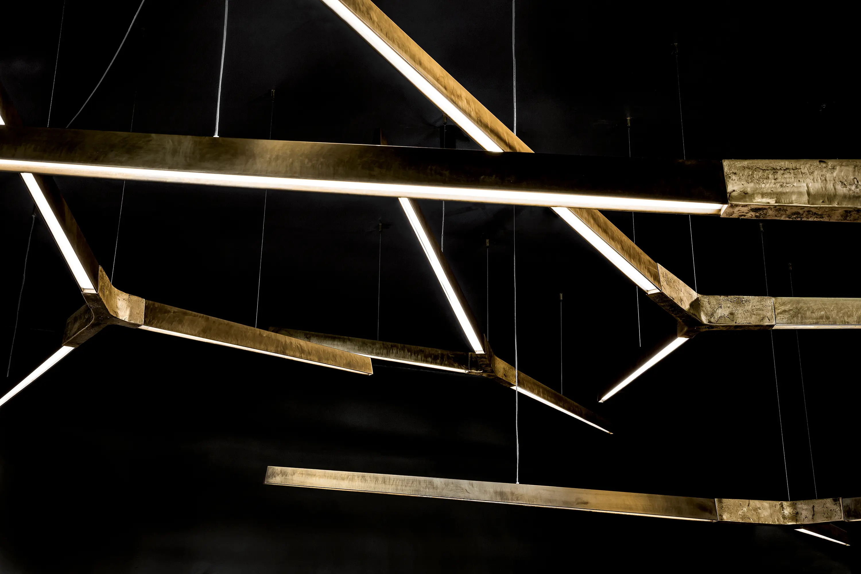 HENGE - Starlight Horizontal