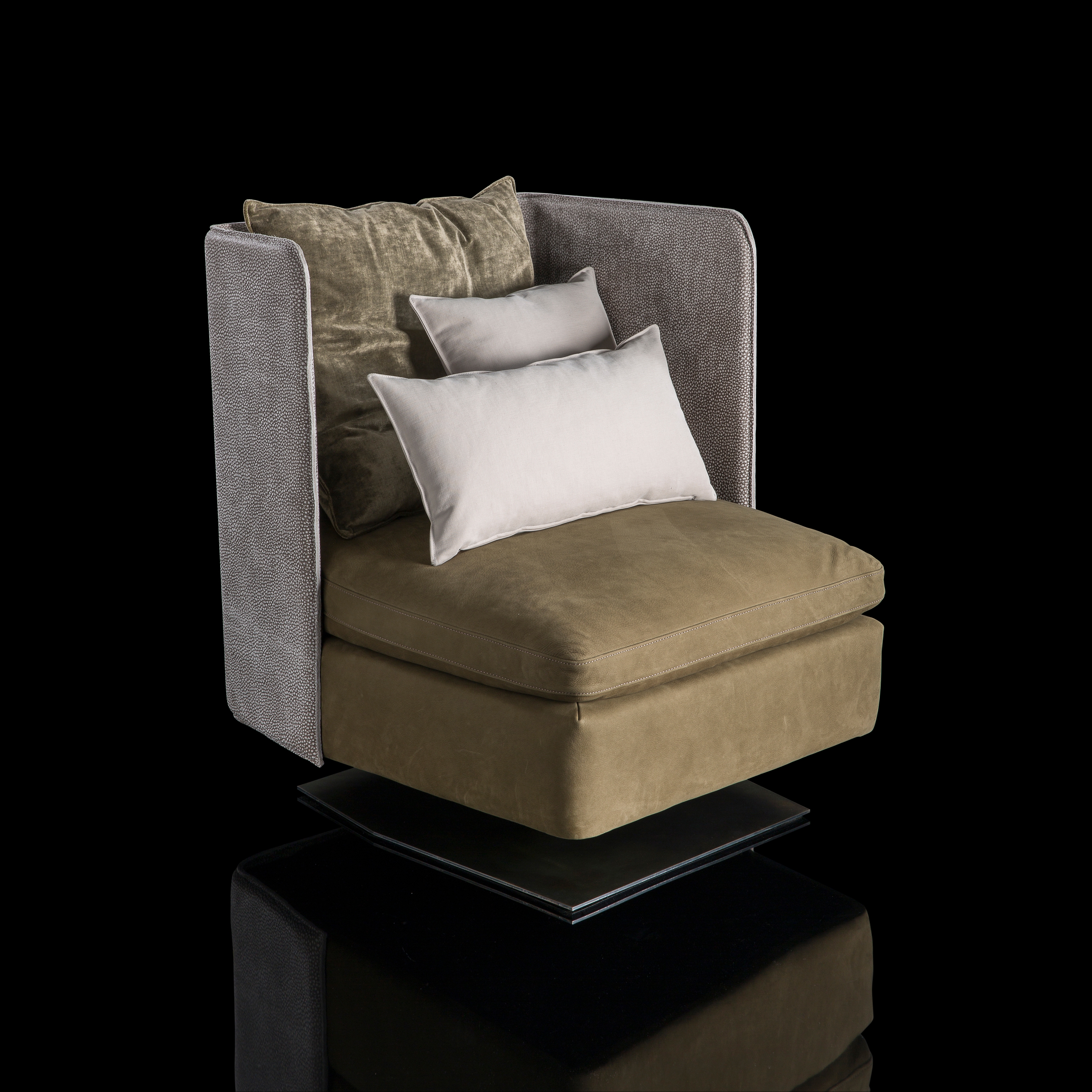 Mostra il prodotto Human Armchair del produttore HENGE