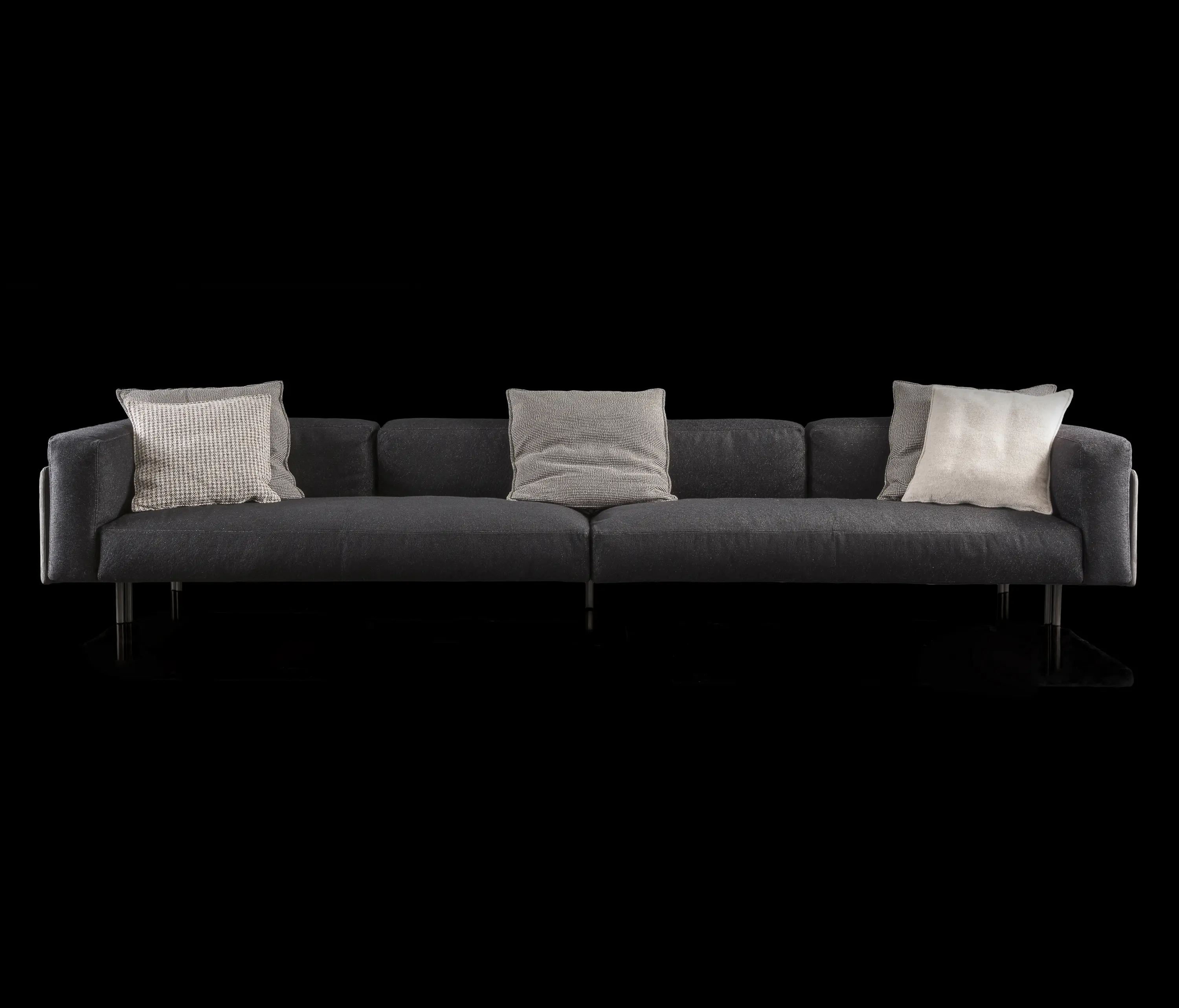 HENGE - RF Sofa