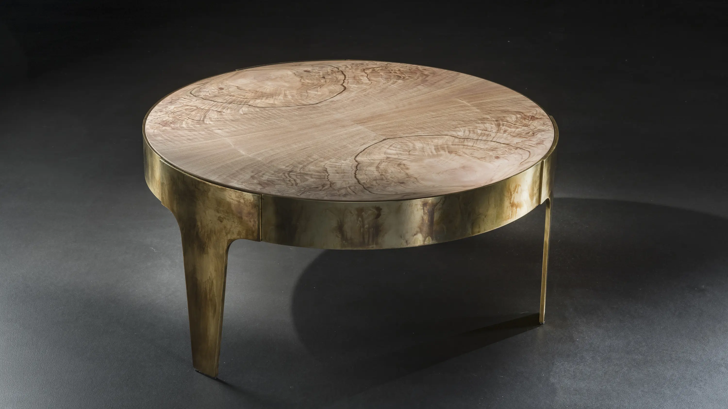 HENGE - SR Table