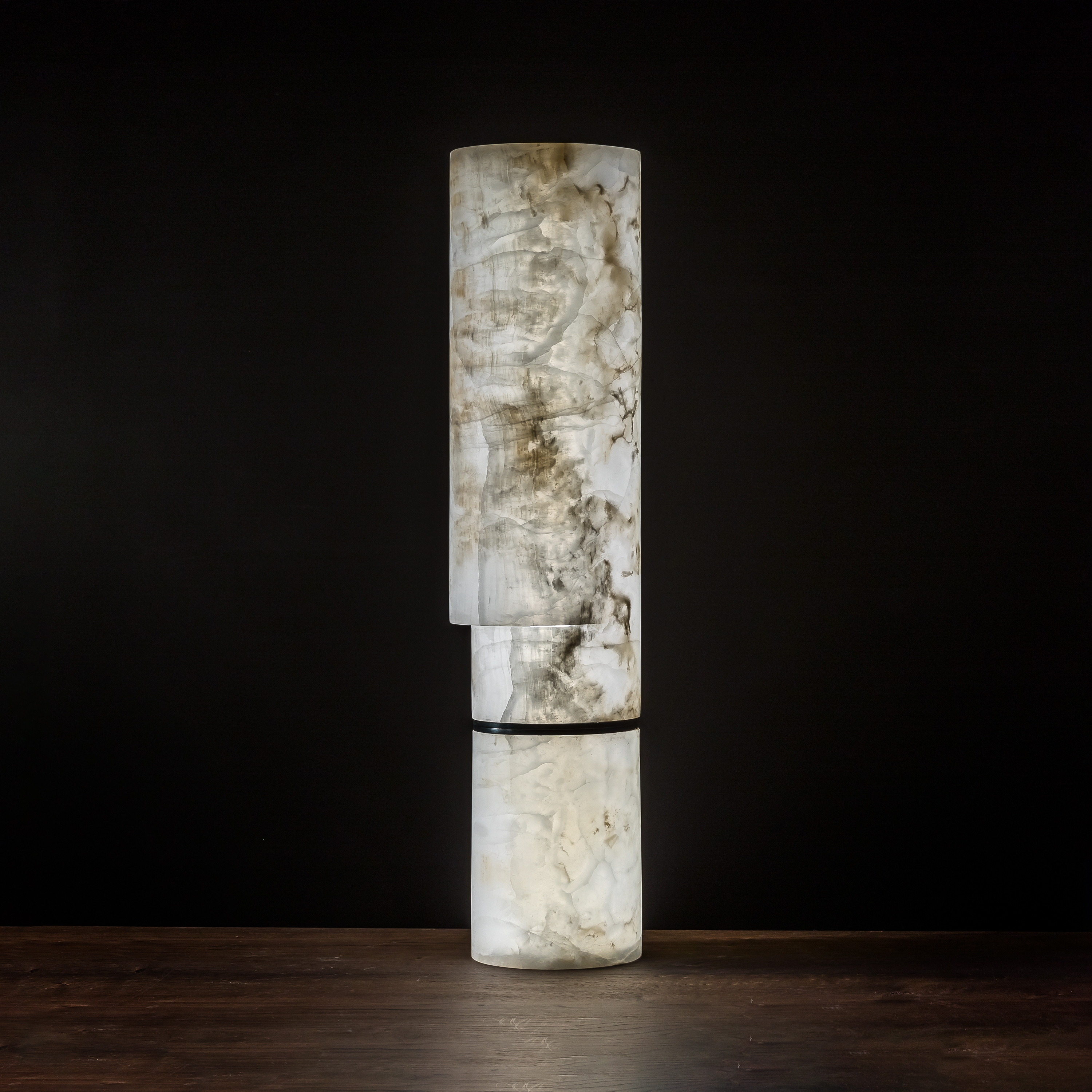Display product Test-One from manufacturer HENGE