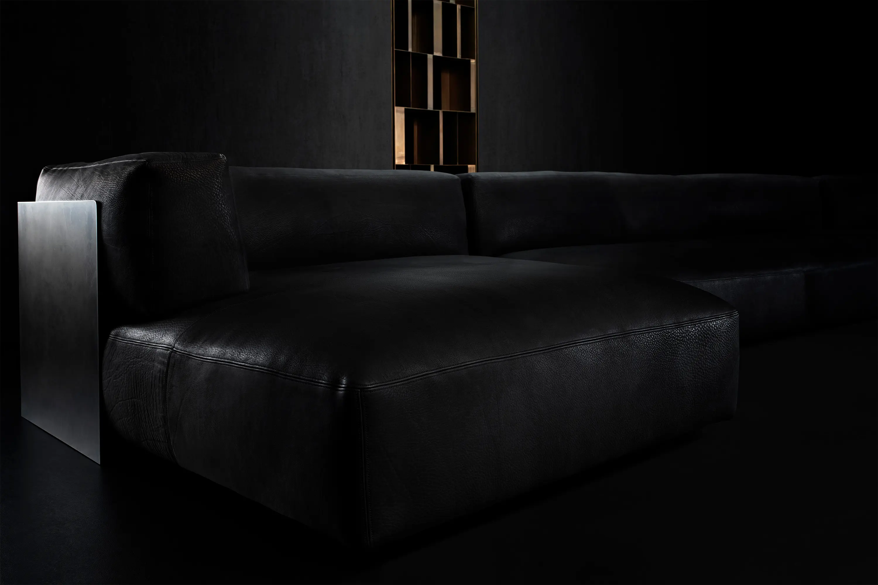 HENGE - Downtown Sofa