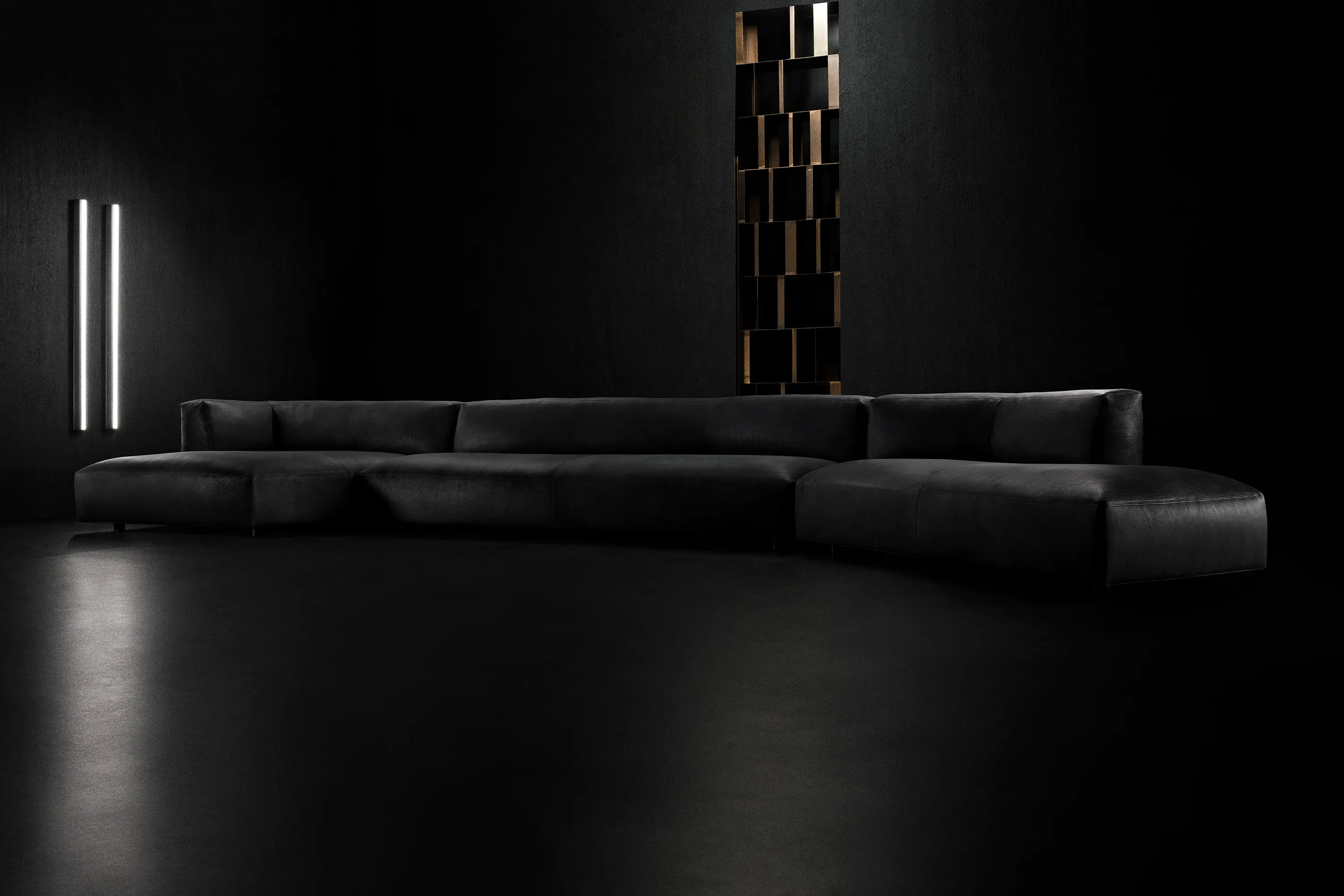 HENGE - Downtown Sofa