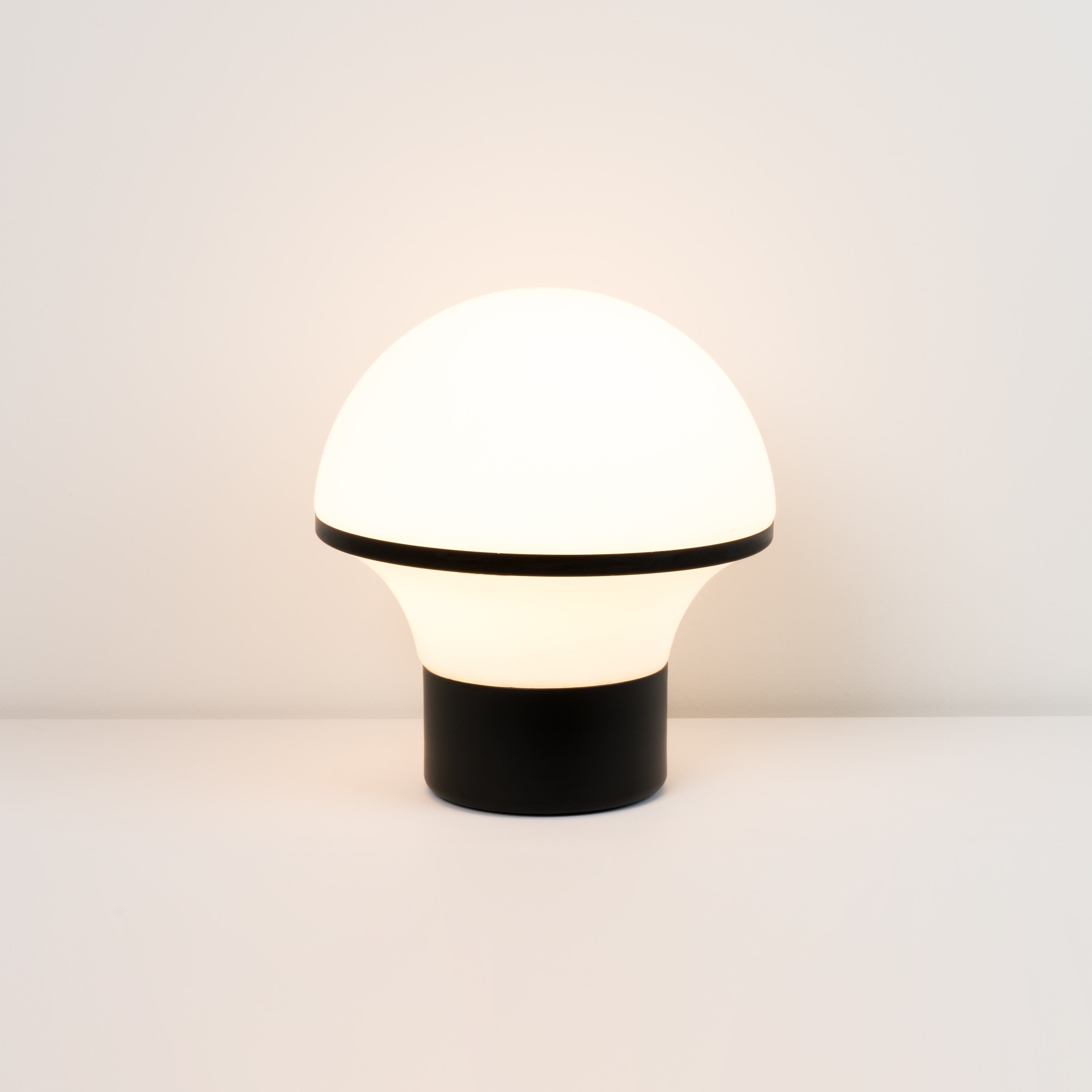 TABLE LAMPS