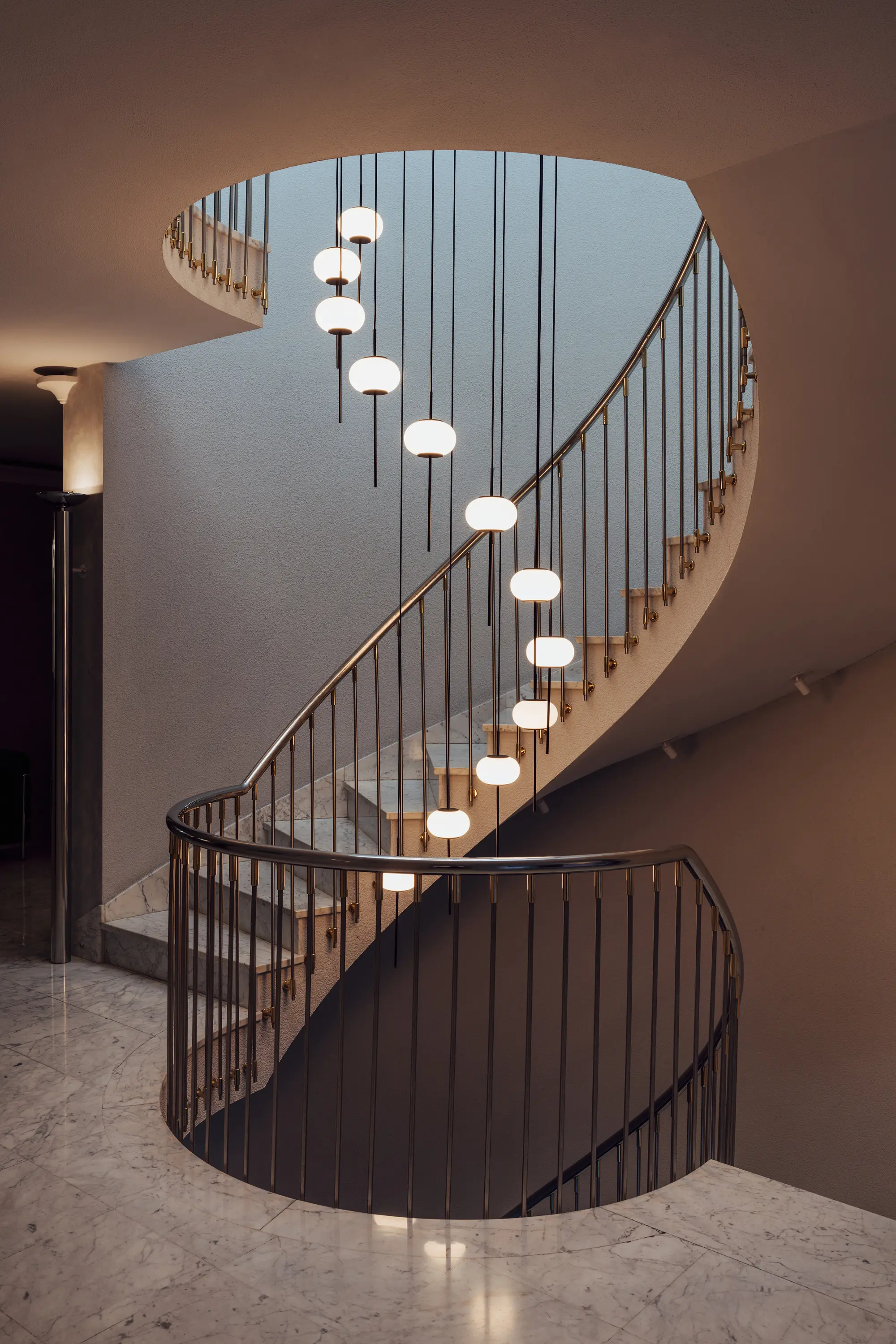 Milán Iluminación - Astros 6934