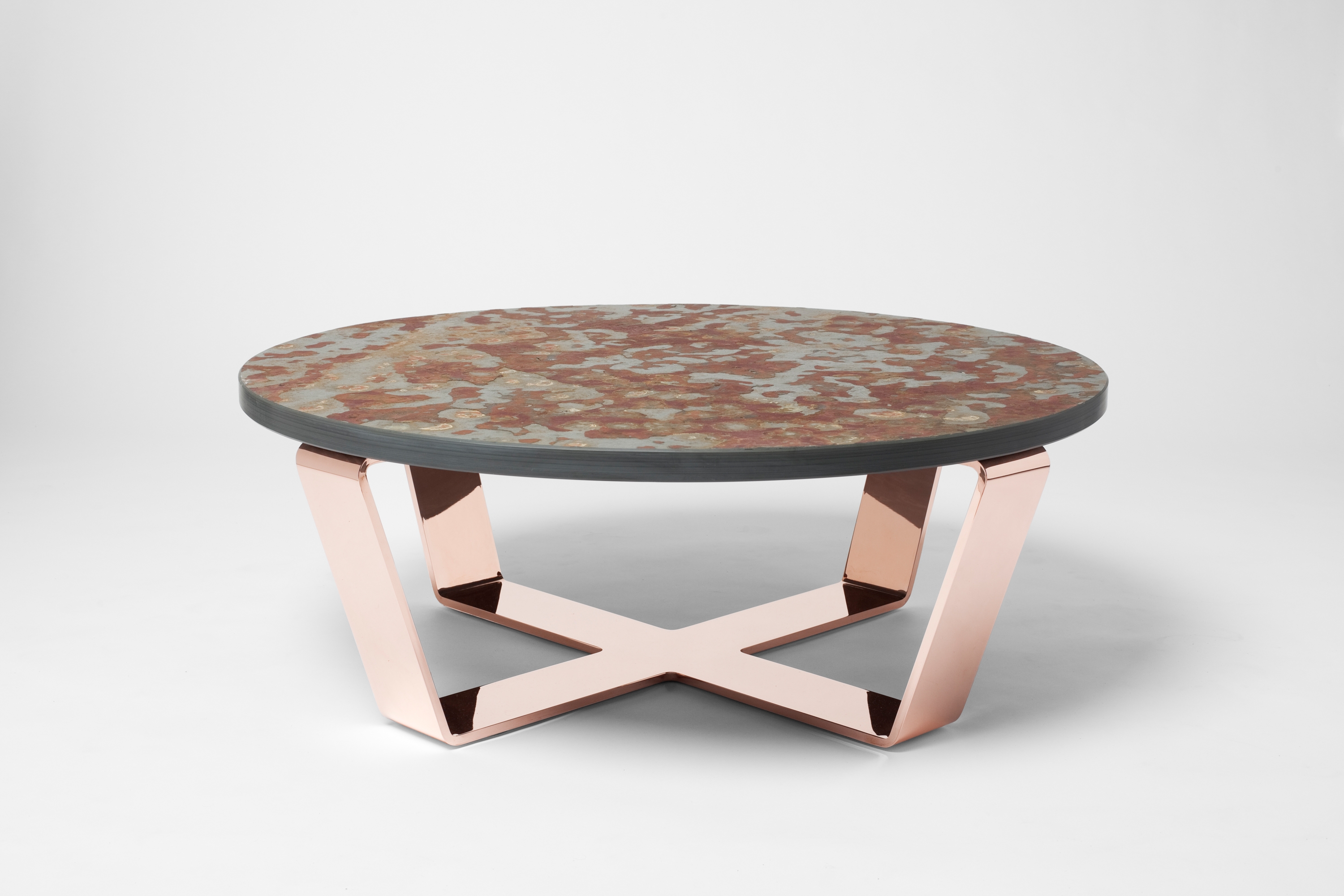 Mostrar el producto Slate Table Copper Brasil | Coffeetable del fabricante Edition Nikolas Kerl