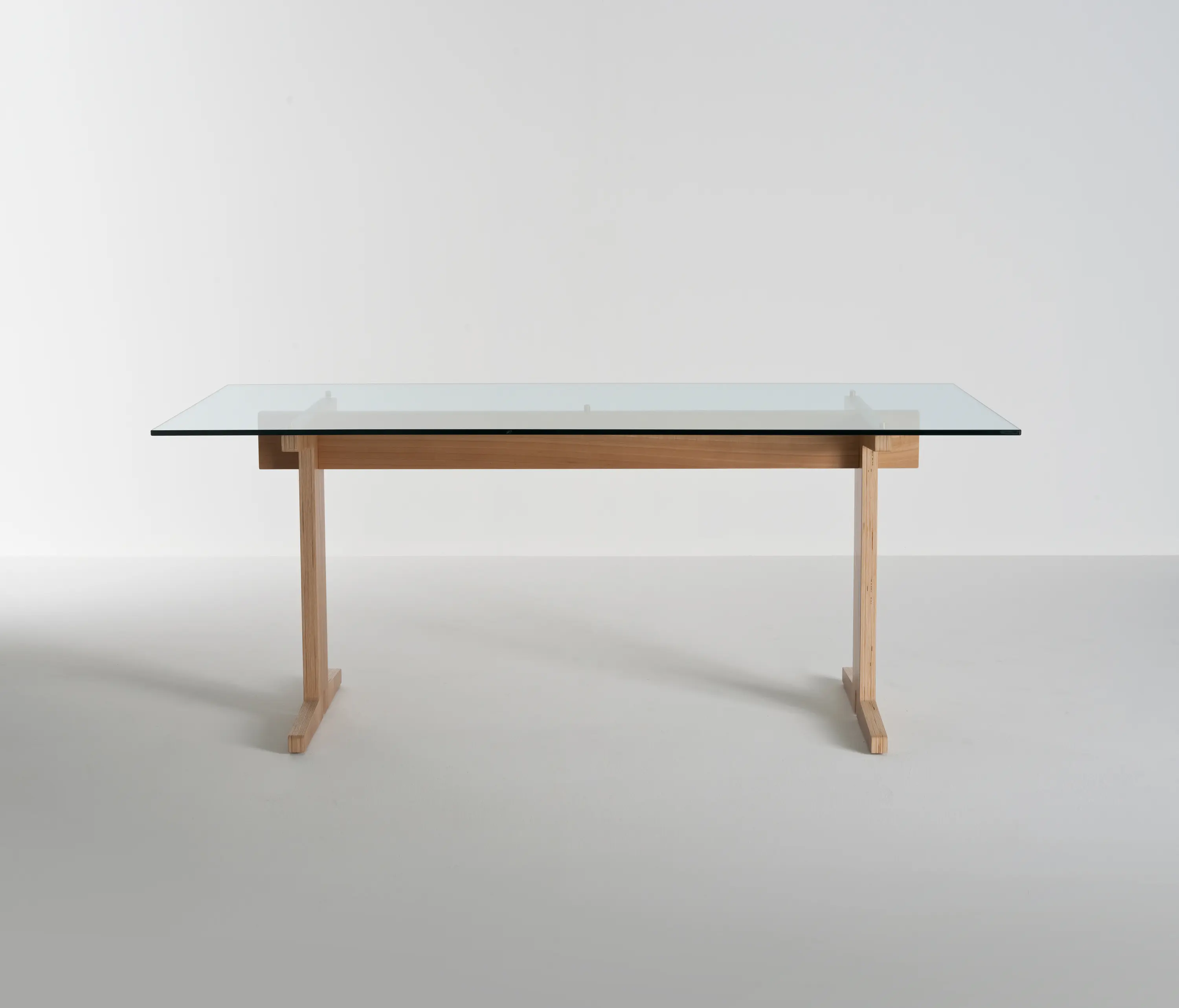 Colé - T01 Table *