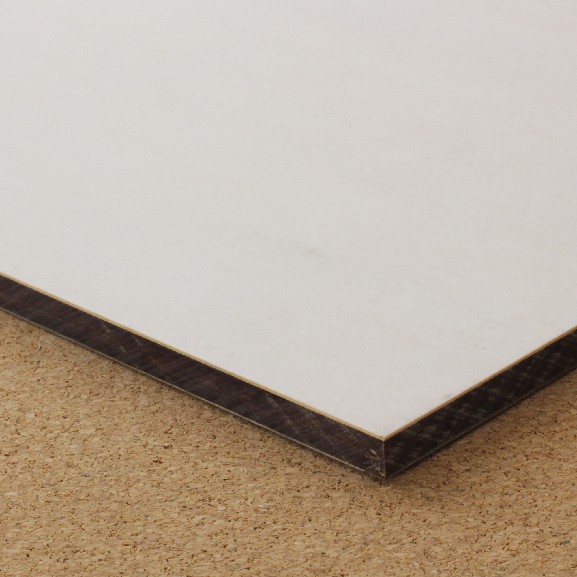 Mostrar el producto Pigmented veneer faced compact grade HPL del fabricante selected by Materials Council