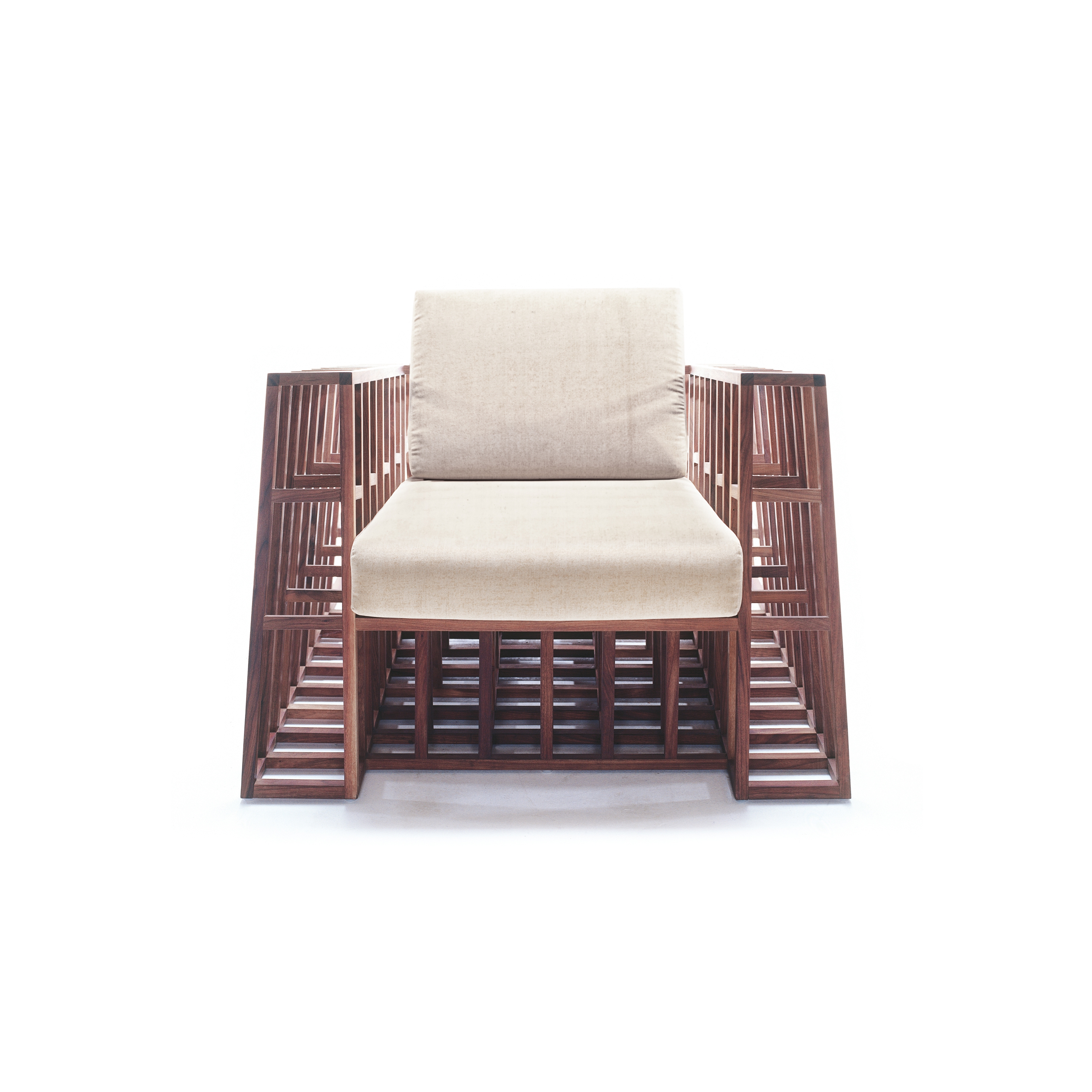 Produkt Tilt Easy Armchair des Herstellers Kenneth Cobonpue anzeigen