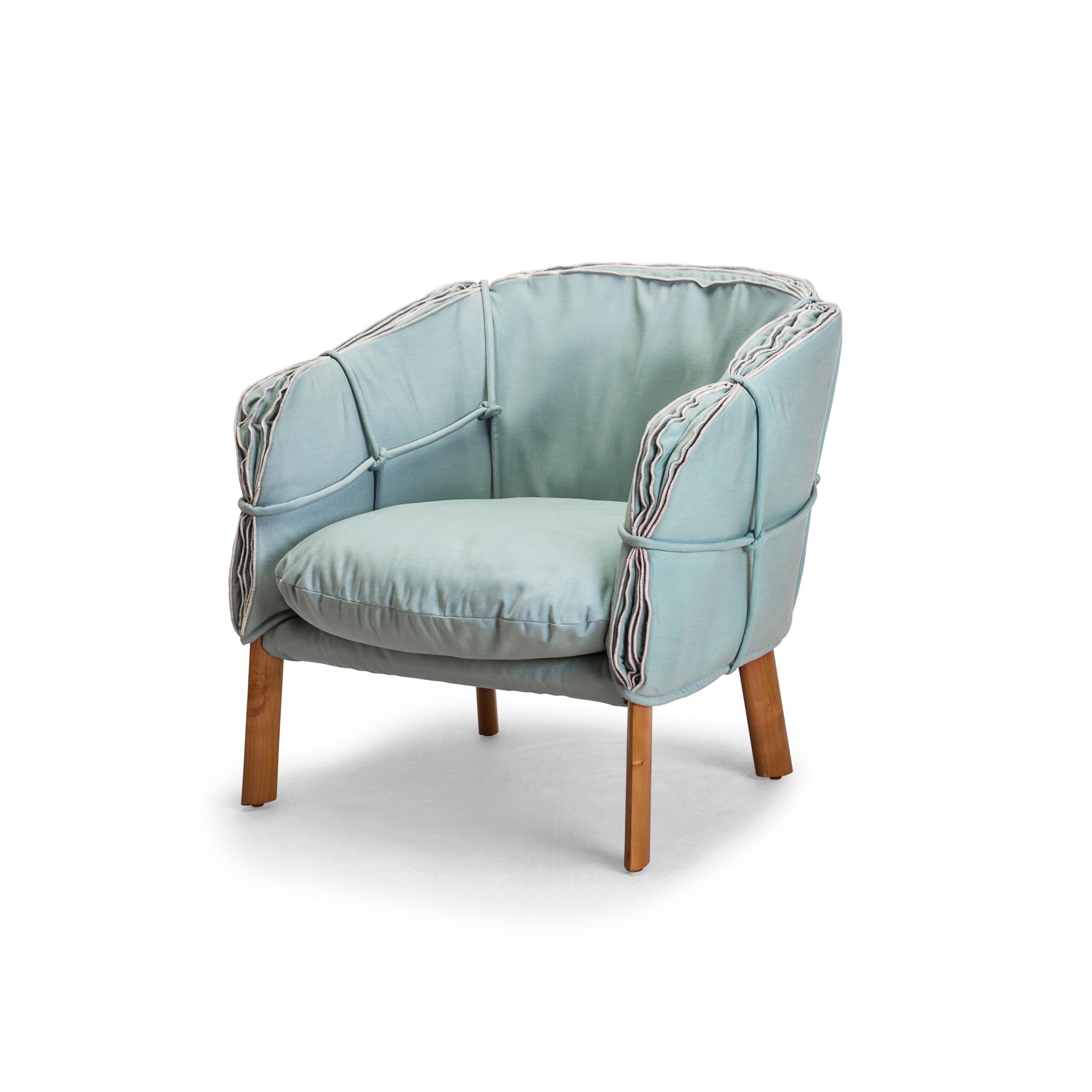 Mostra il prodotto Parchment Easy Armchair del produttore Kenneth Cobonpue