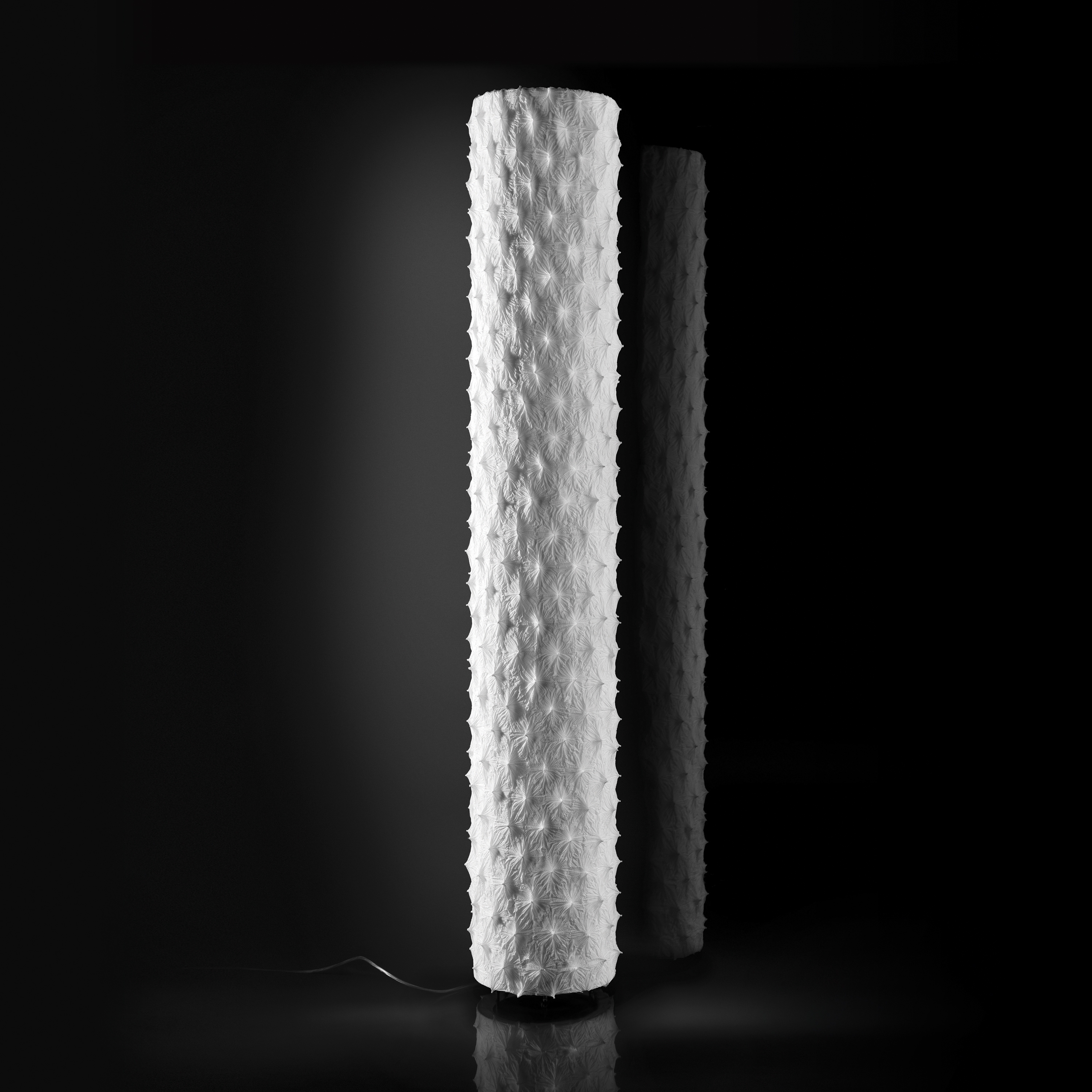 Mostrar el producto Kukuru Floor lamp 175 del fabricante Suzusan