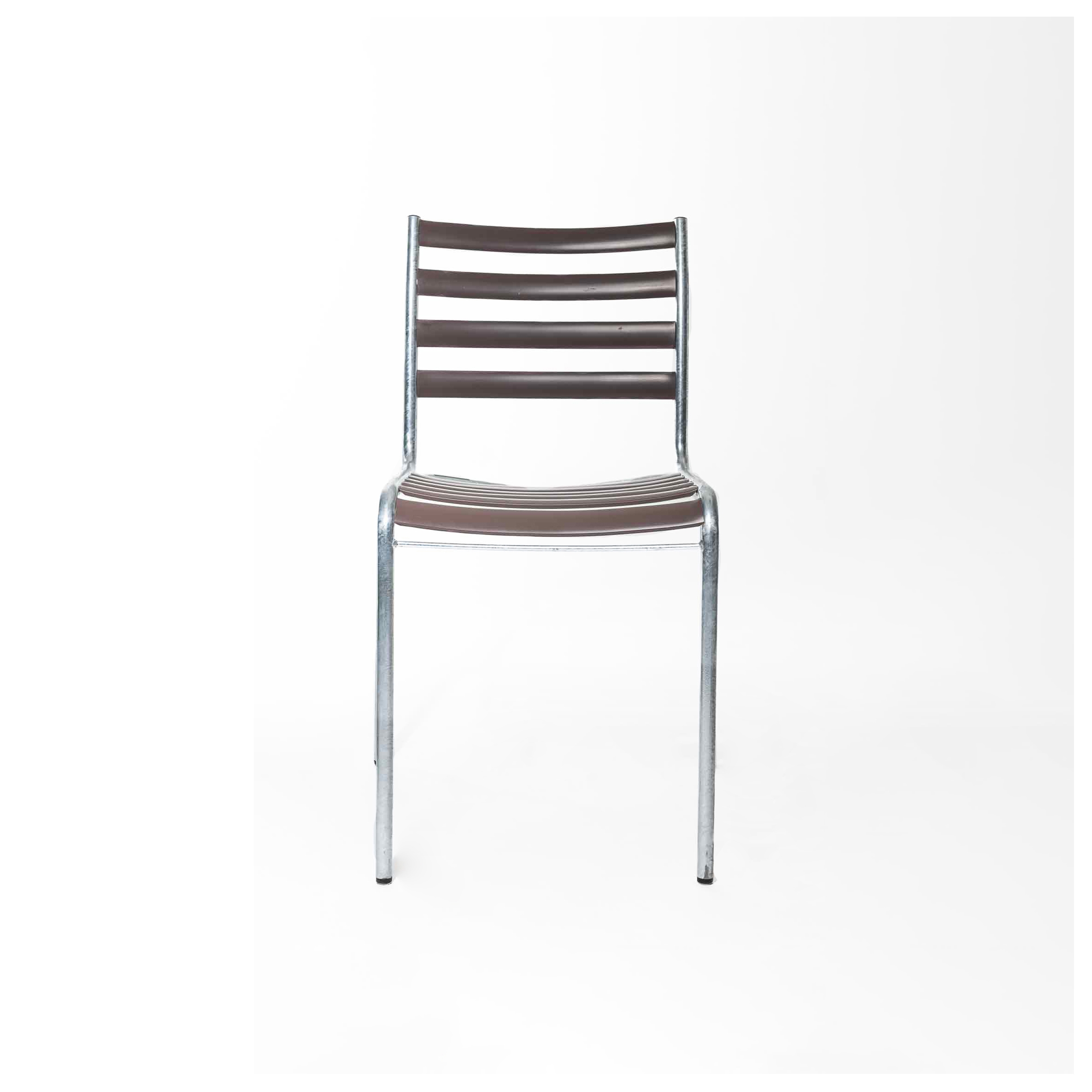 Vertoon produk Chair 710 van vervaardiger manufakt