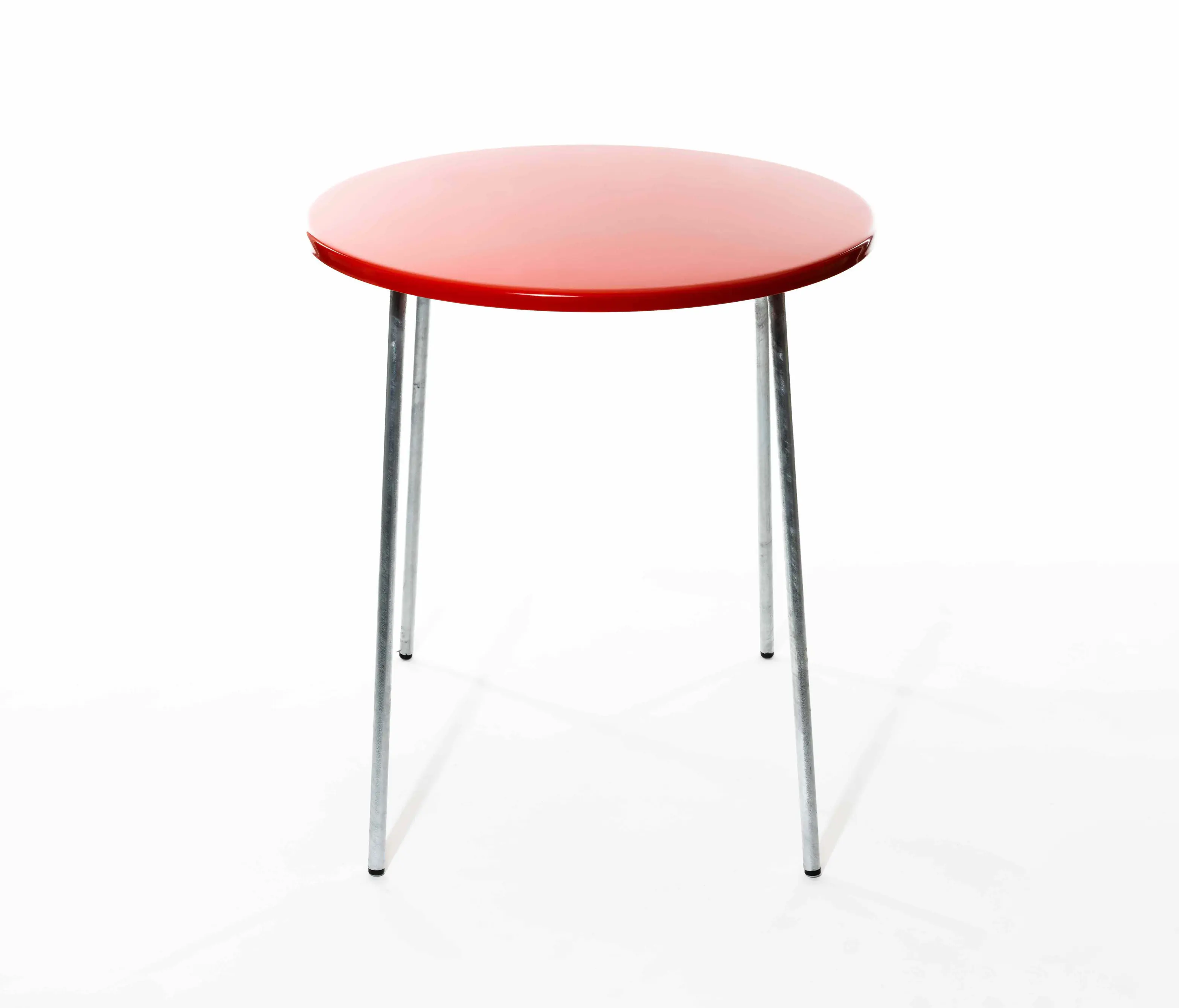 manufakt - Table Geneva