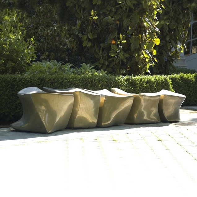 Afficher le produit L5 Spine Bench du fabricant Marie Khouri Design