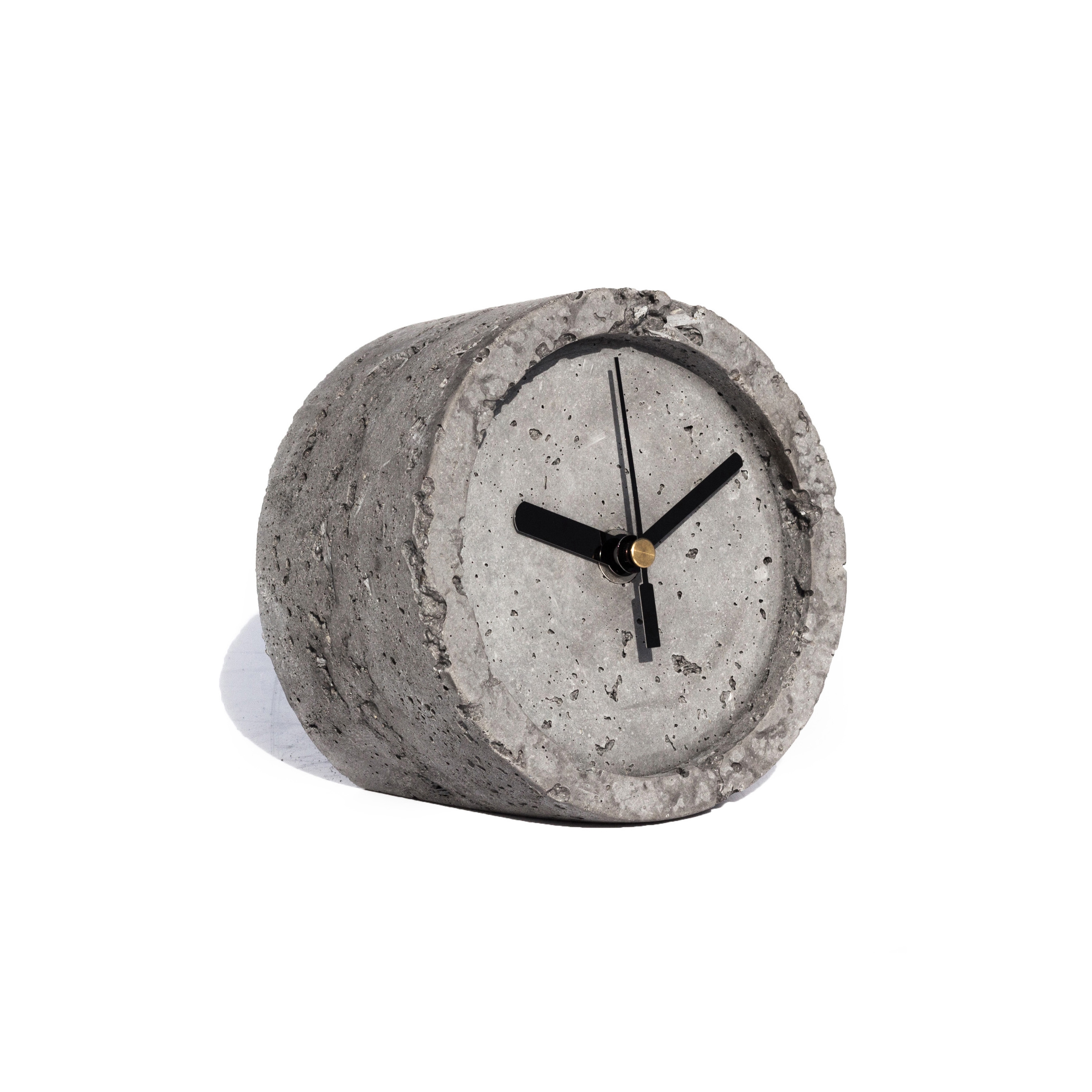 Produkt Hard Times Table Clock des Herstellers IVANKA anzeigen