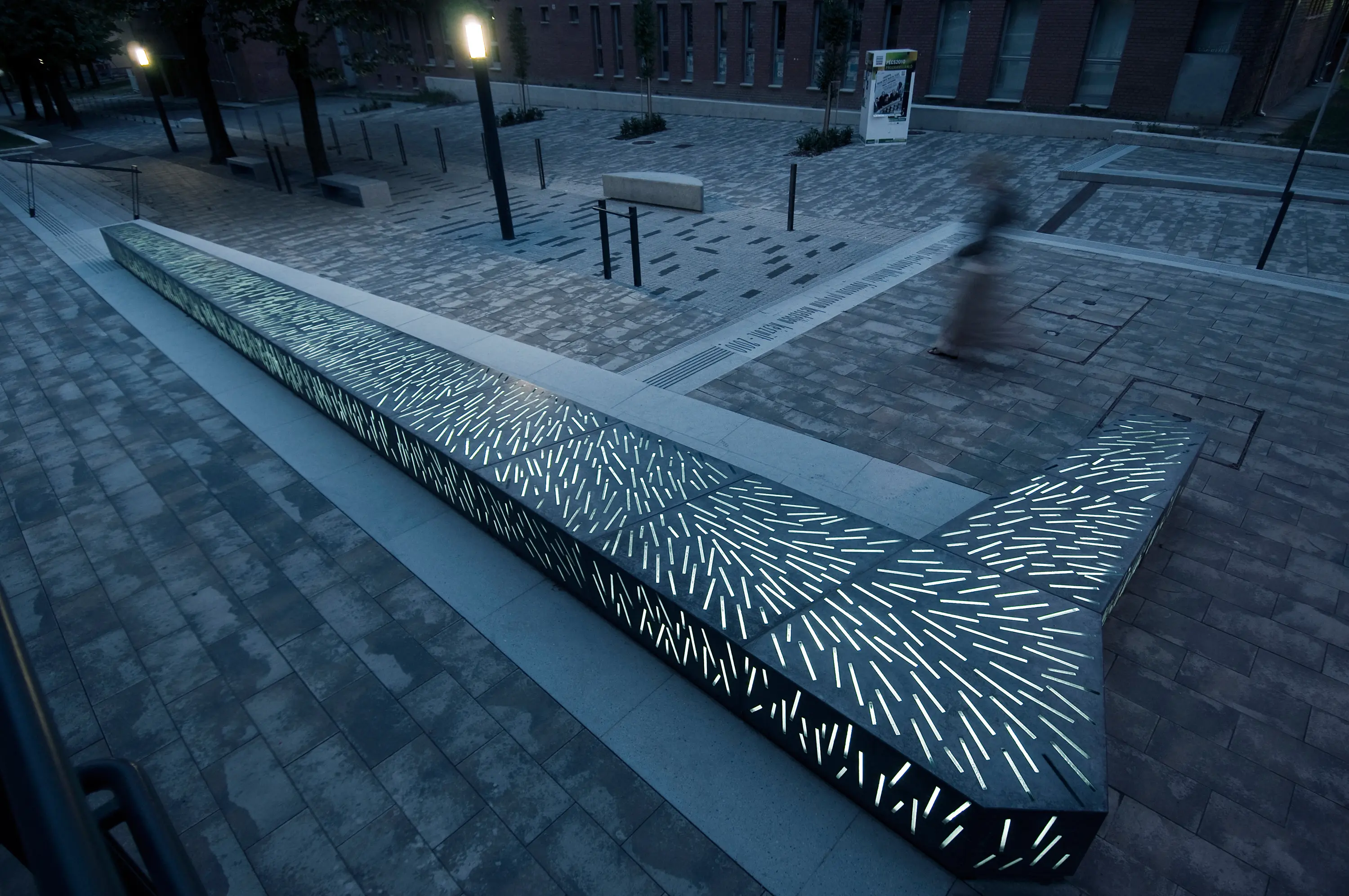 IVANKA - Glass concrete Bench