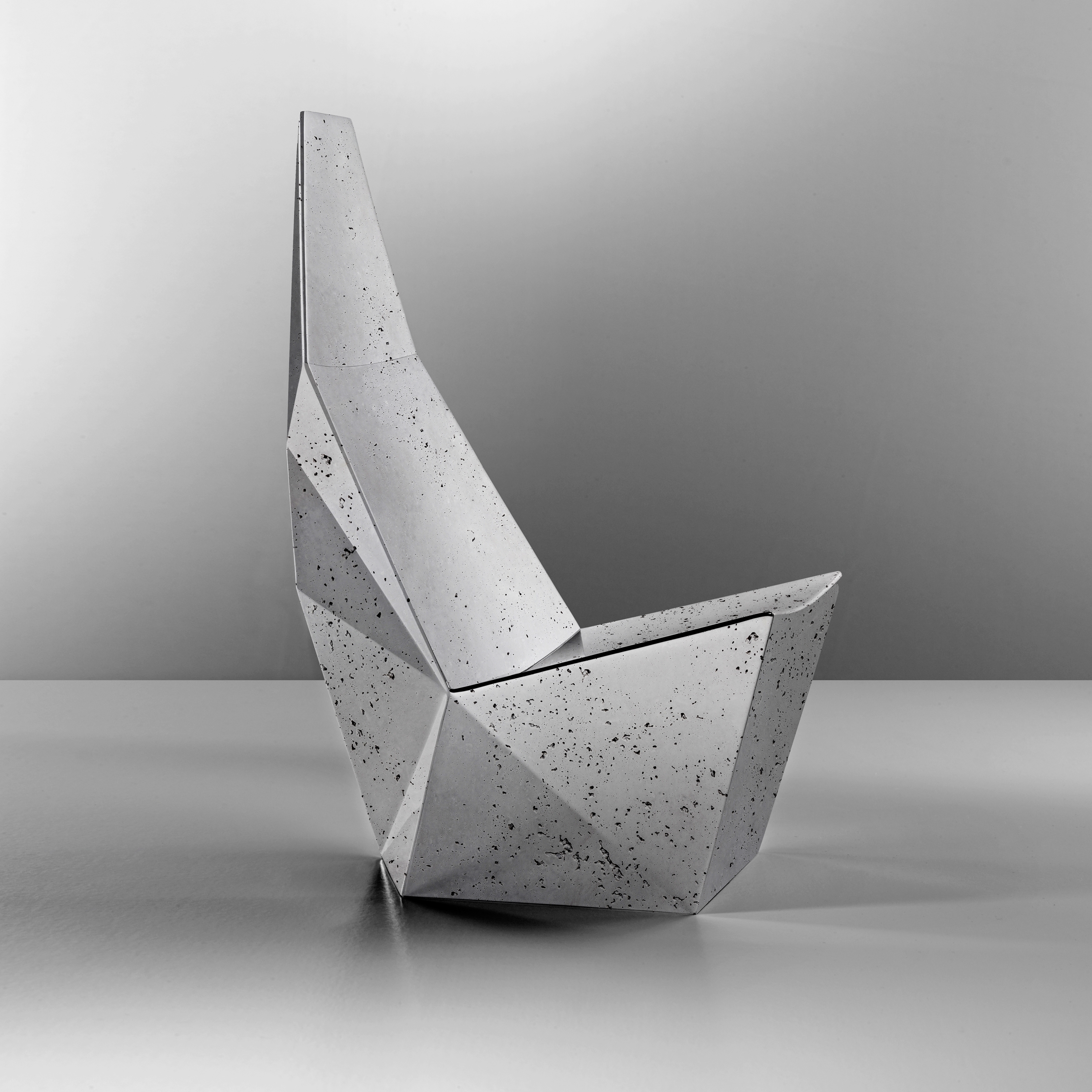 Produkt QTZ Concrete Edition des Herstellers IVANKA anzeigen