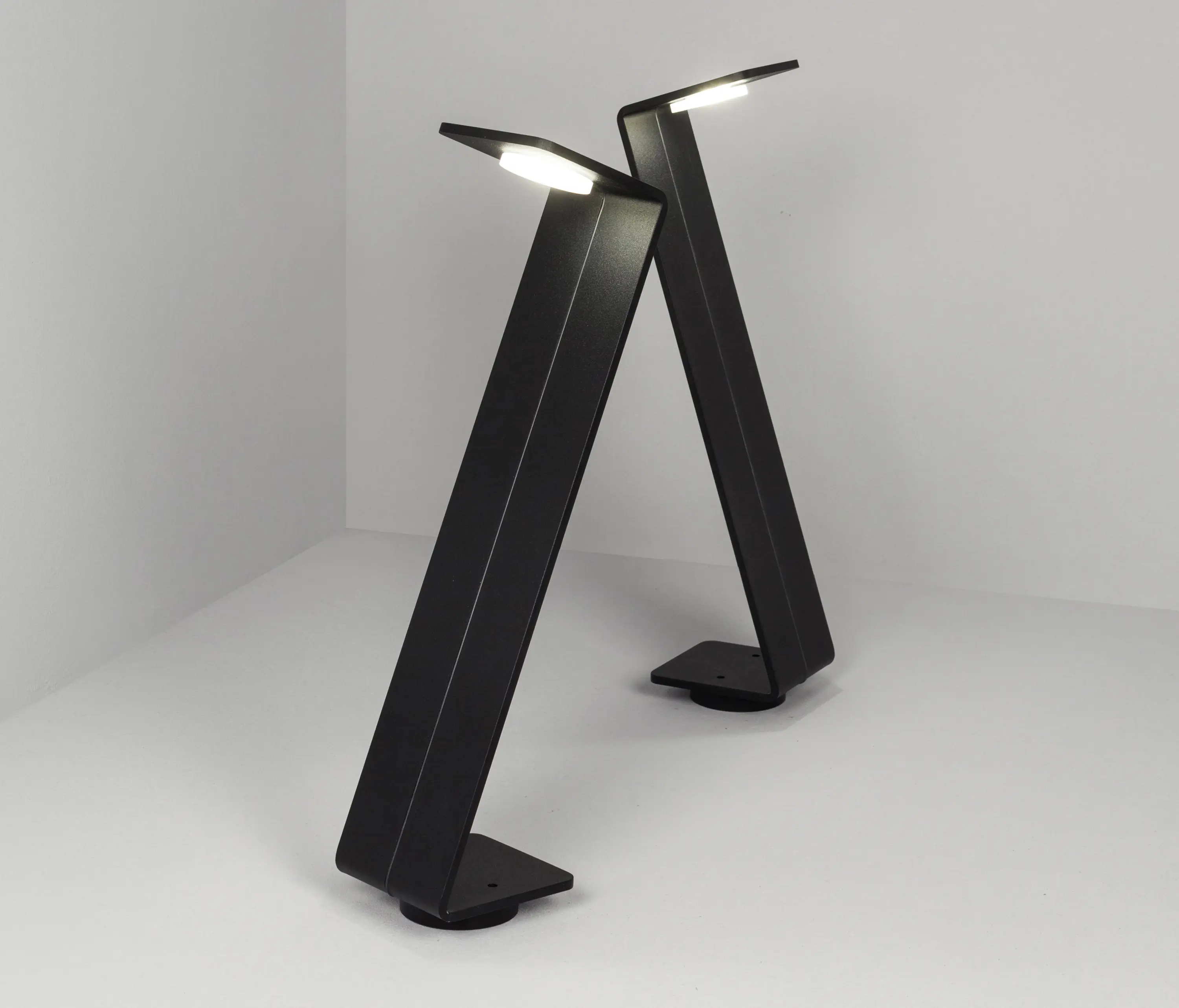 Dexter - Bent zzz Black