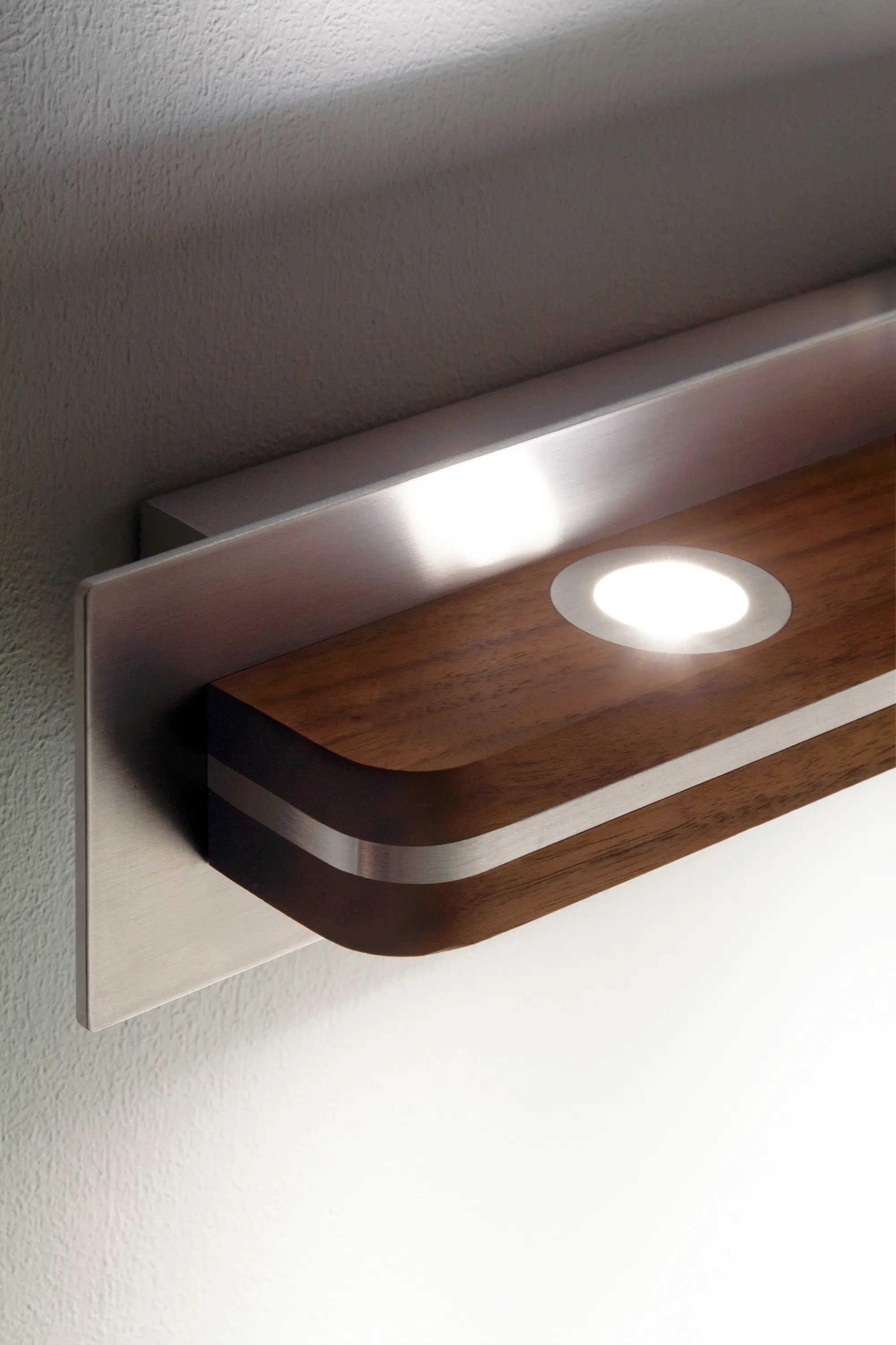 Evado - ROCA walnut | oiled