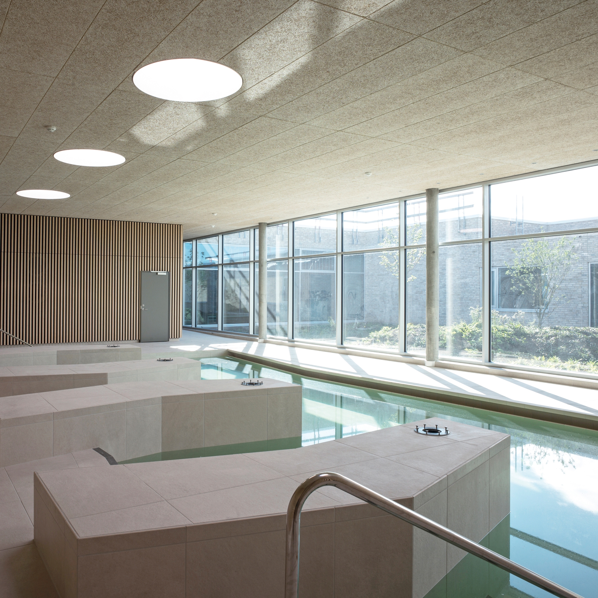 Mostra il prodotto Troldtekt® Plus | Acoustic panel with sealed mineral wool del produttore Troldtekt