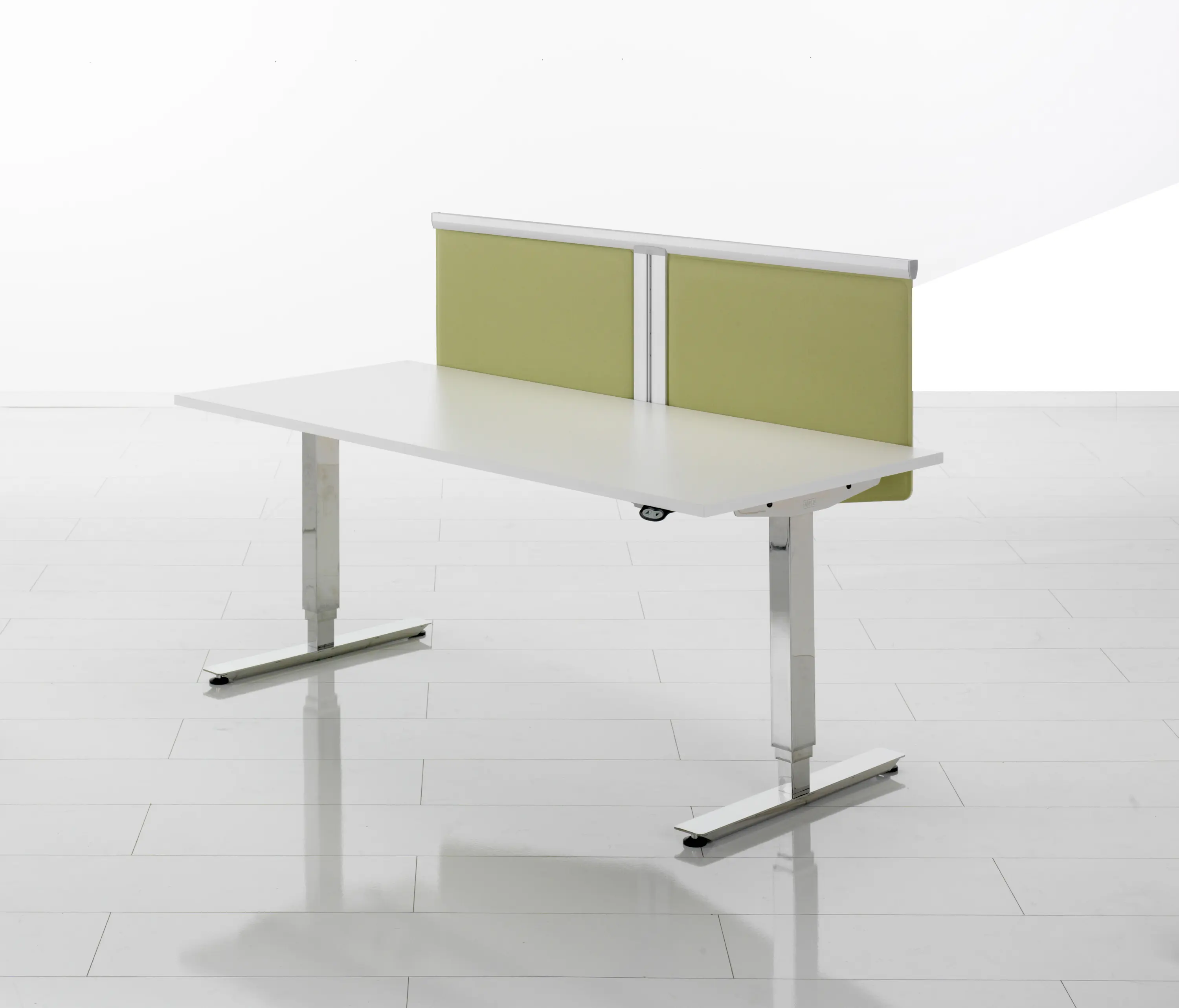 EFG - EFG Flow desk screen