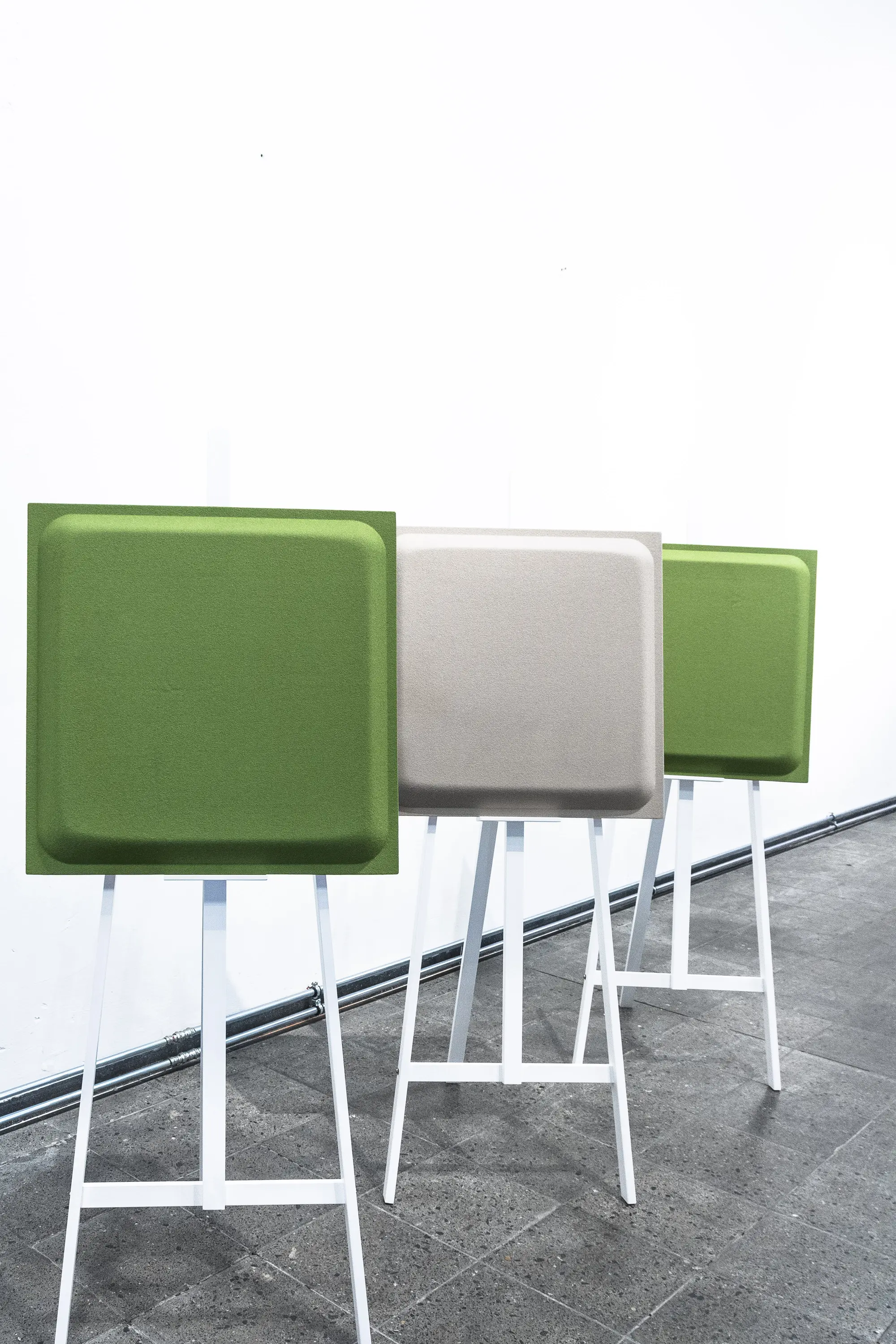 AOS - 3D wall and ceiling absorber acoustic, 610 x 610 mm for insertion into existing ceilings system, grid dimension 625 x 625