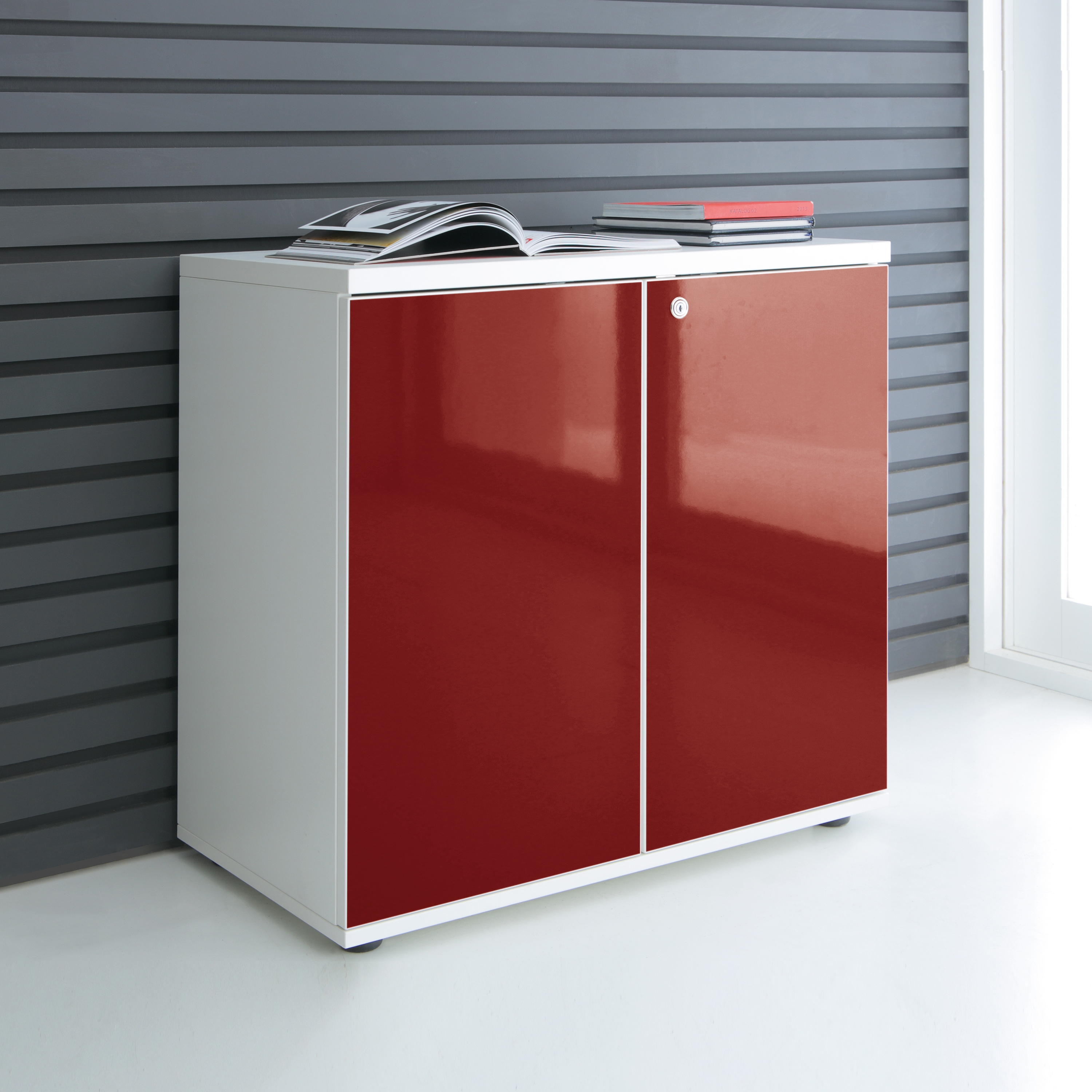 Mostrar el producto Gloss del fabricante MDD