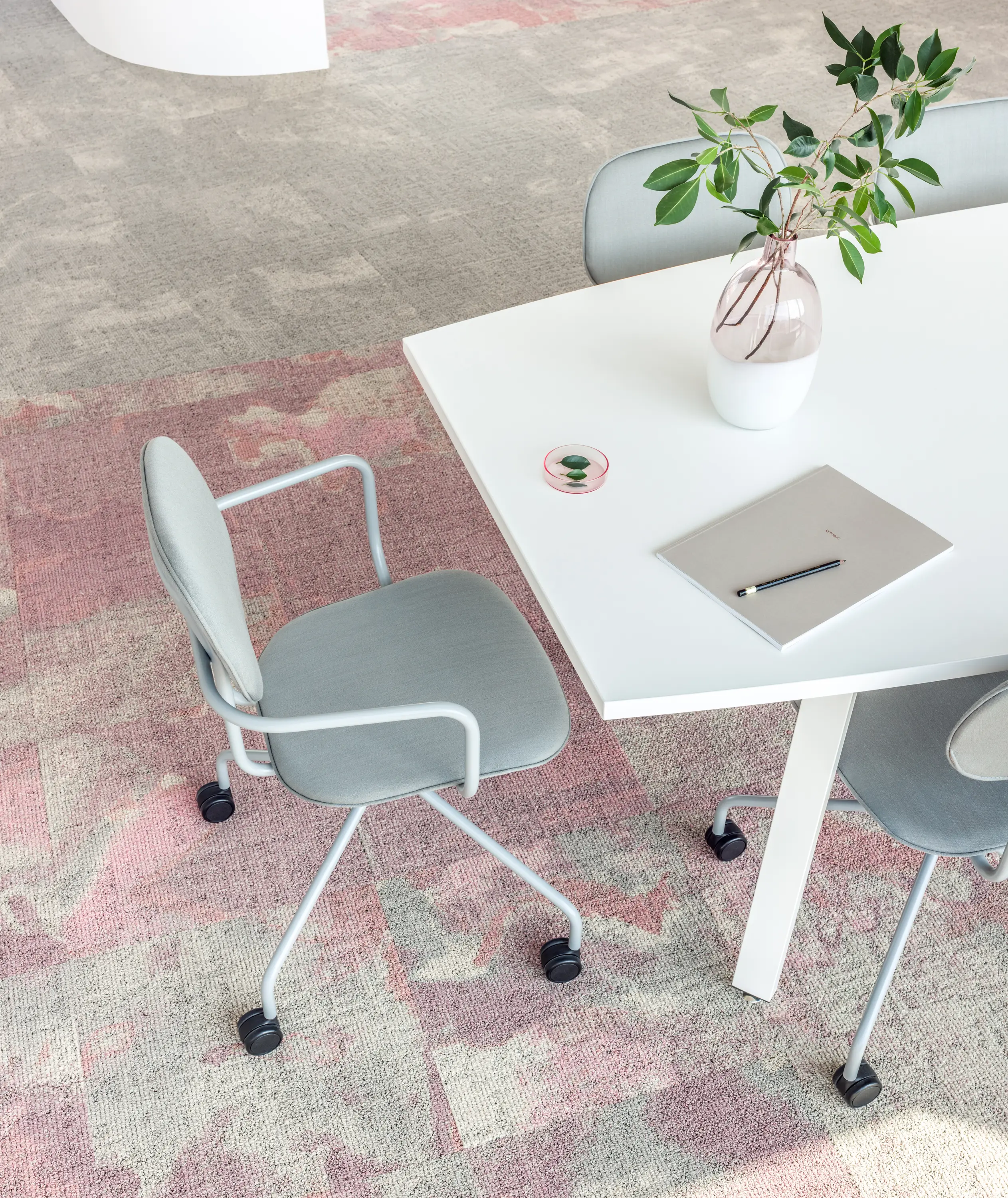 MDD - Conference Table