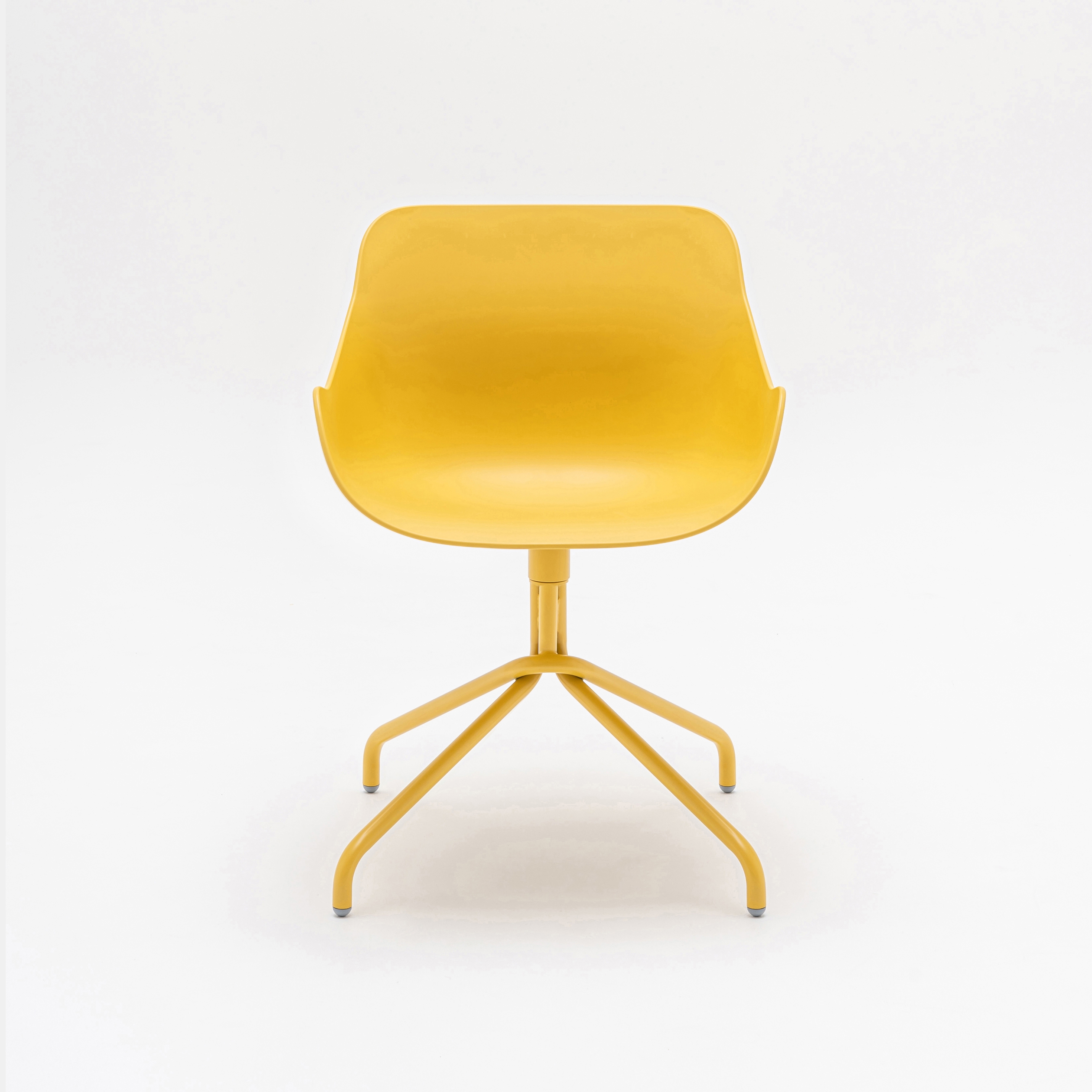 Mostrar el producto Baltic Basic con base giratoria del fabricante MDD