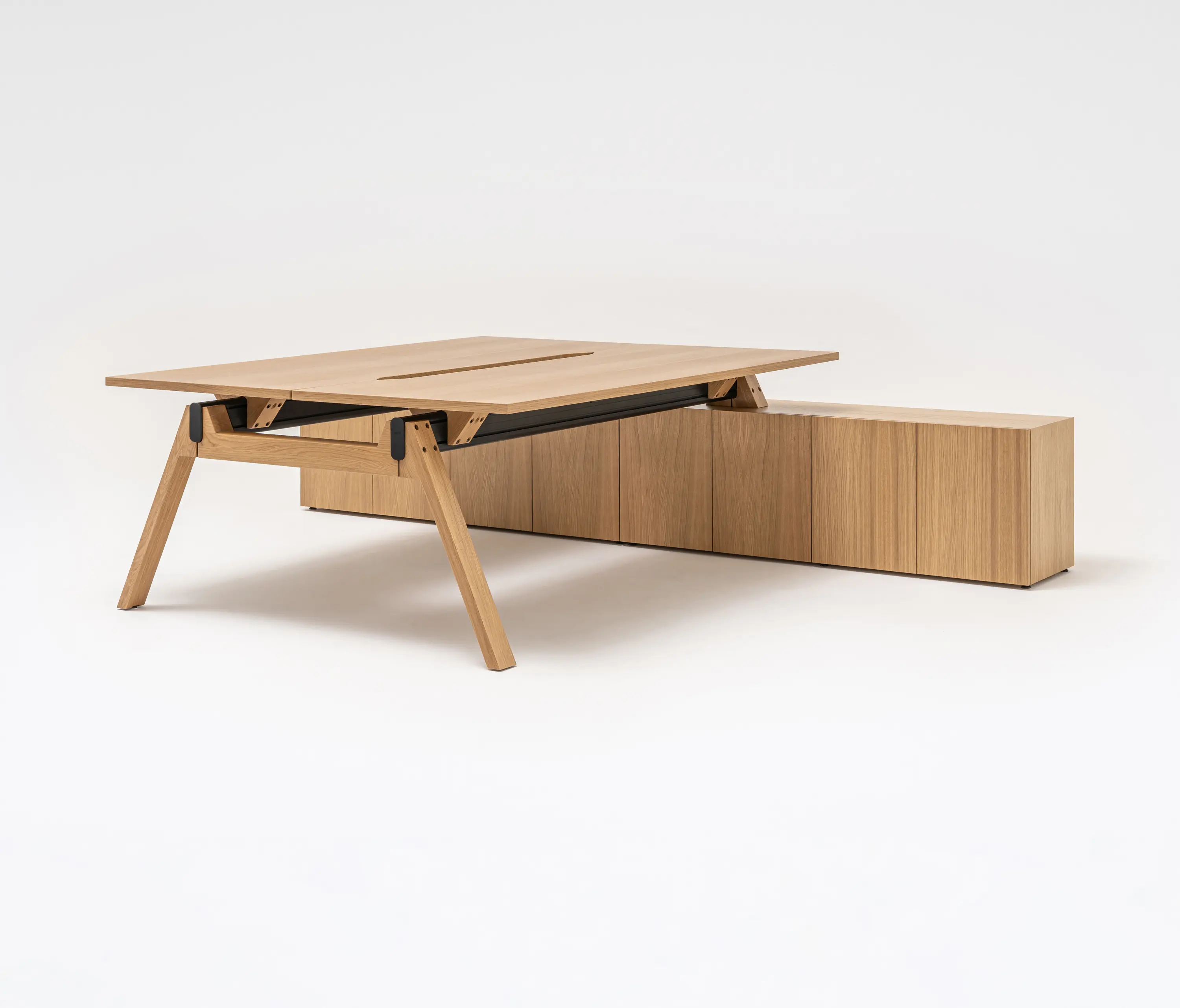 MDD - Viga Bench Desk