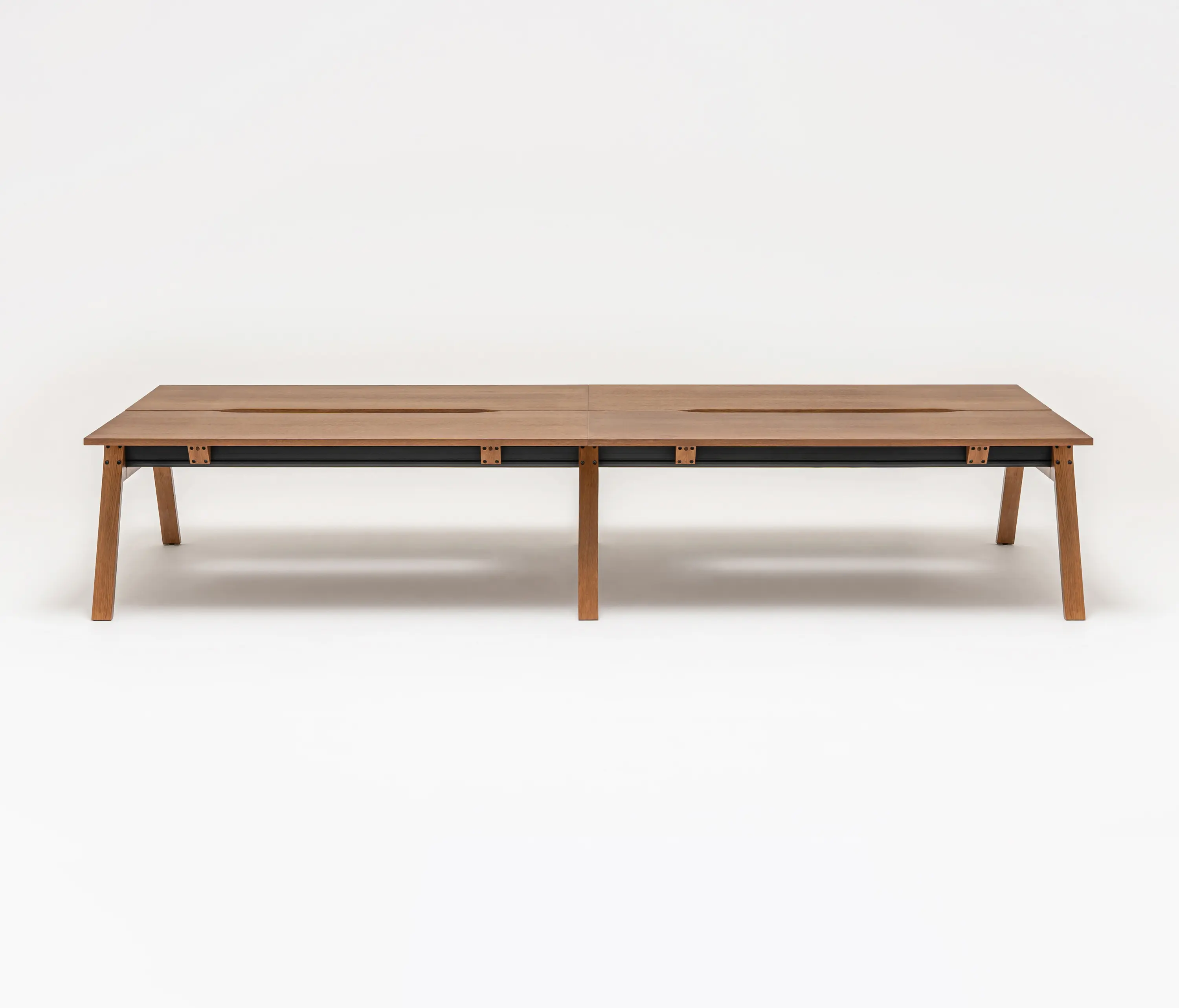 MDD - Viga Bench Desk