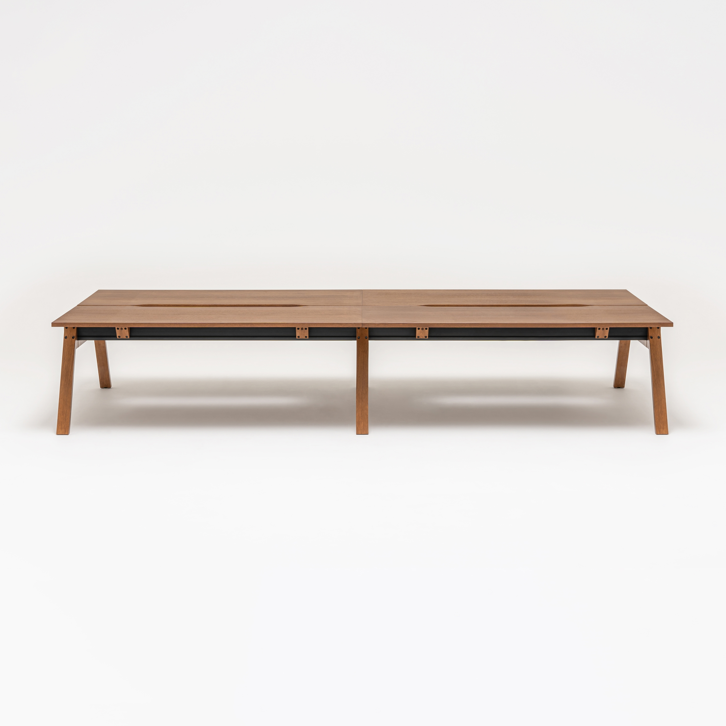 Mostrar el producto Escritorio doble Viga del fabricante MDD