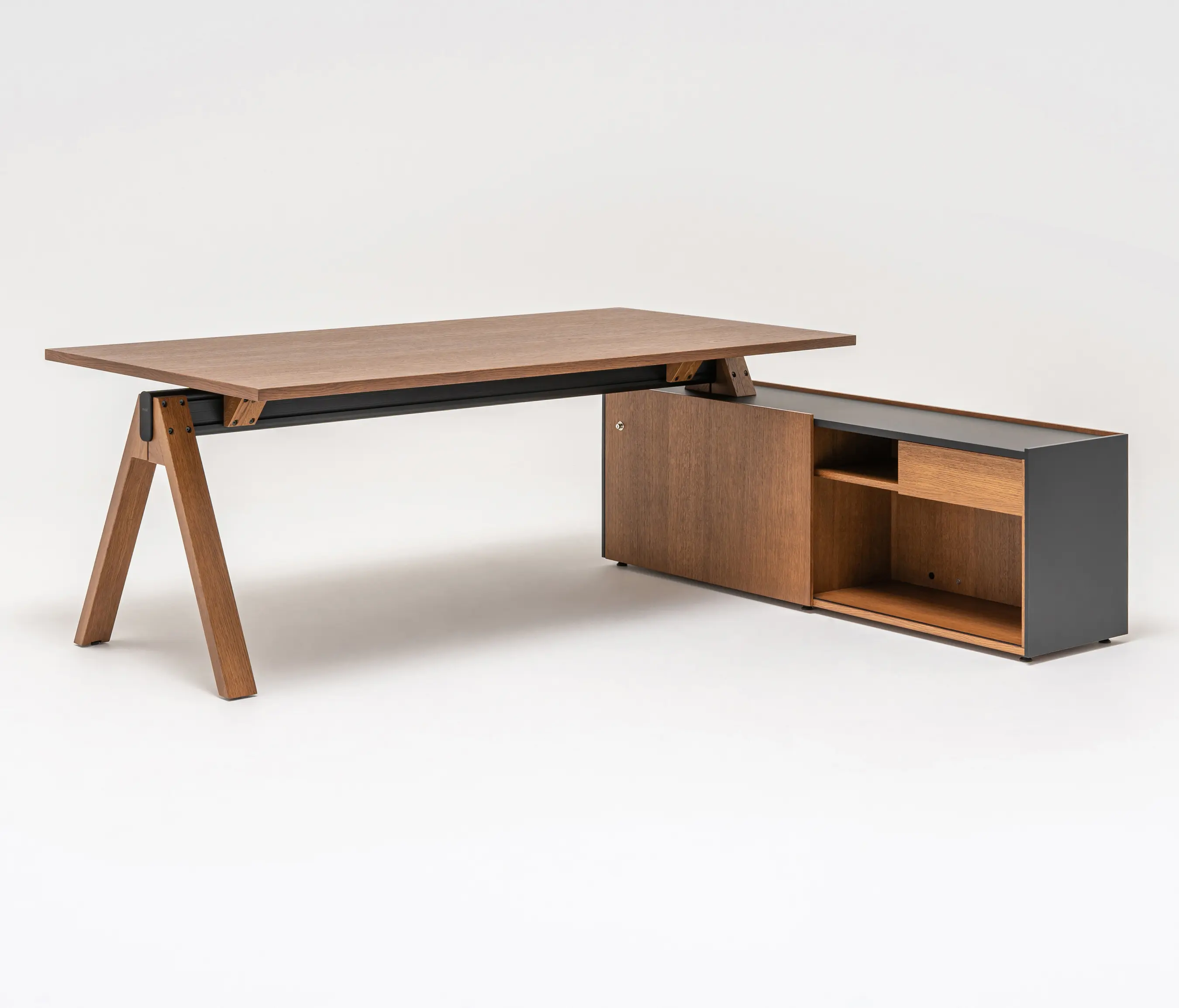 MDD - Viga Executive Desk