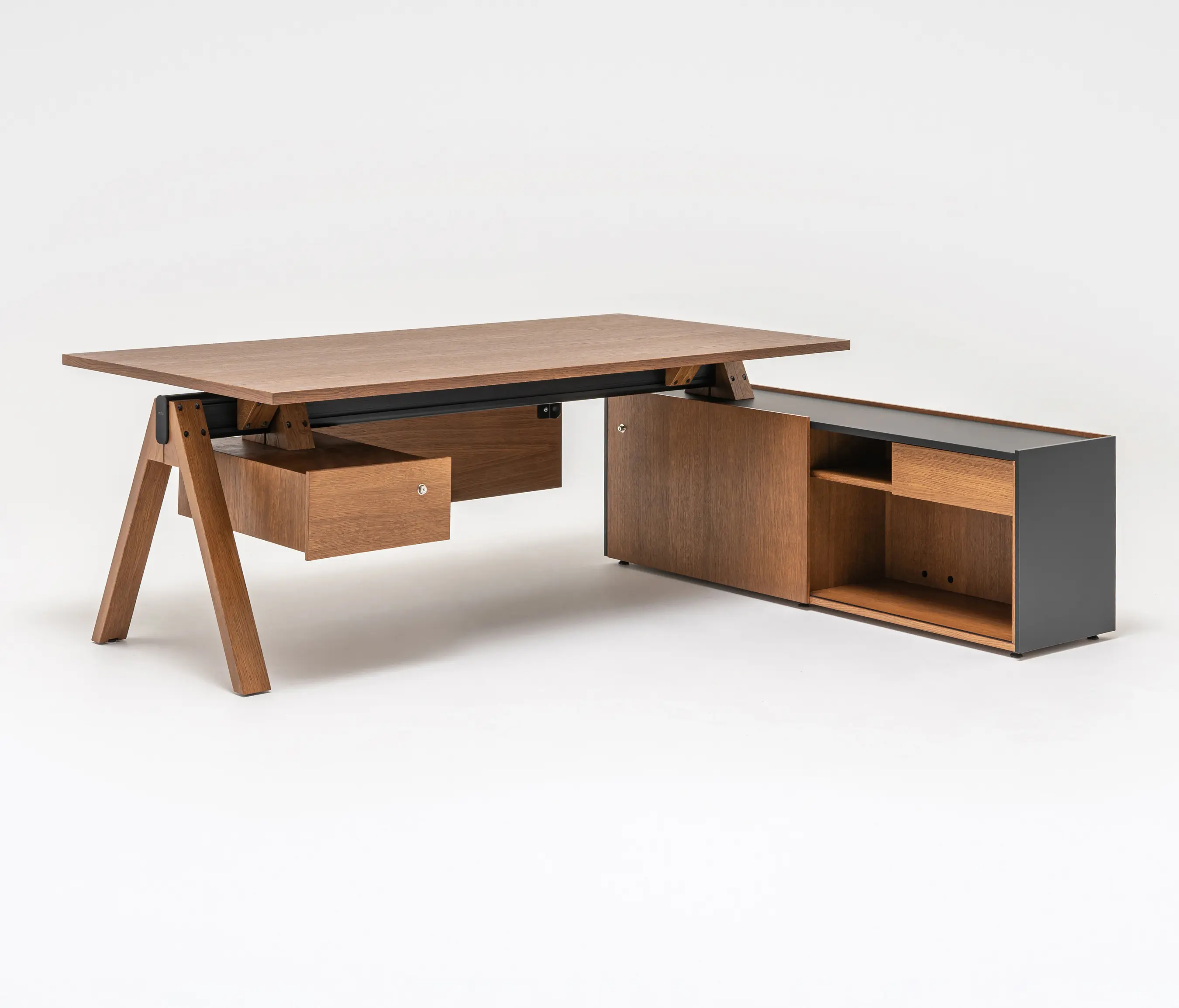 MDD - Viga Executive Desk
