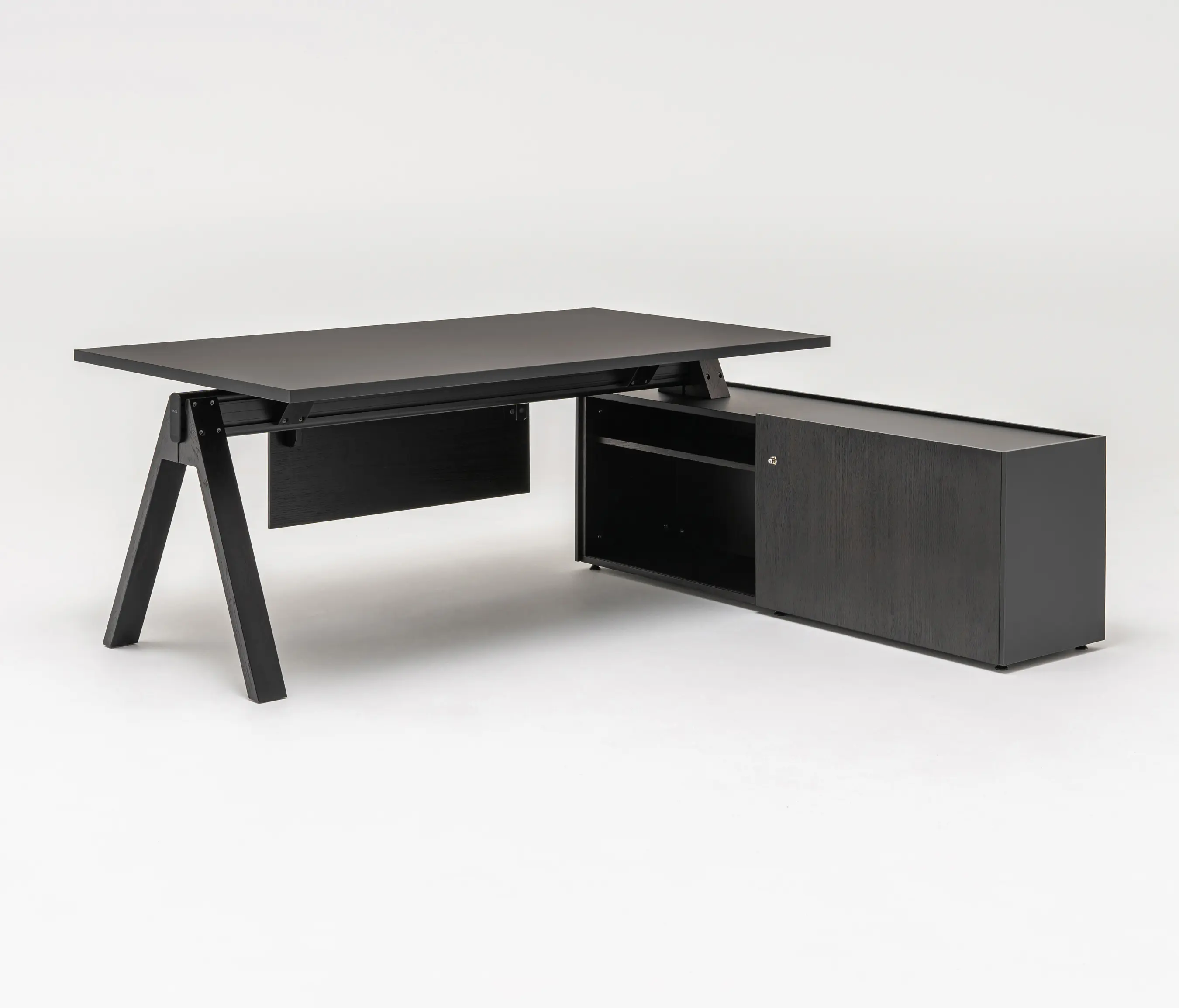 MDD - Viga Executive Desk