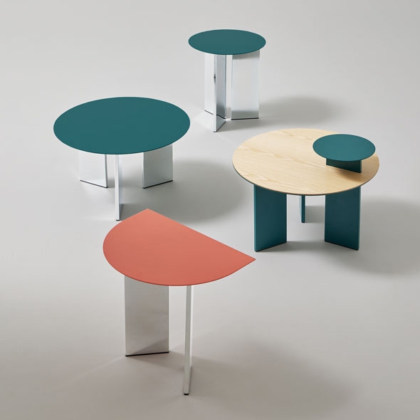 Display product Croma tables from manufacturer Systemtronic