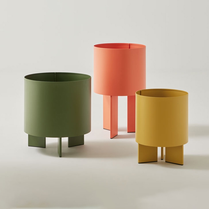 Display product Croma planters from manufacturer Systemtronic