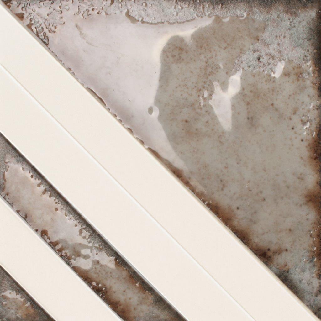 Display product Shapes | Transverse 2 Crackle from manufacturer Dune Cerámica