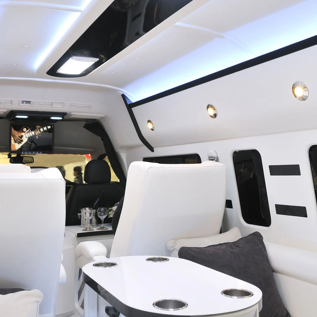 AUTOMOTIVE | CARAVANS & RV