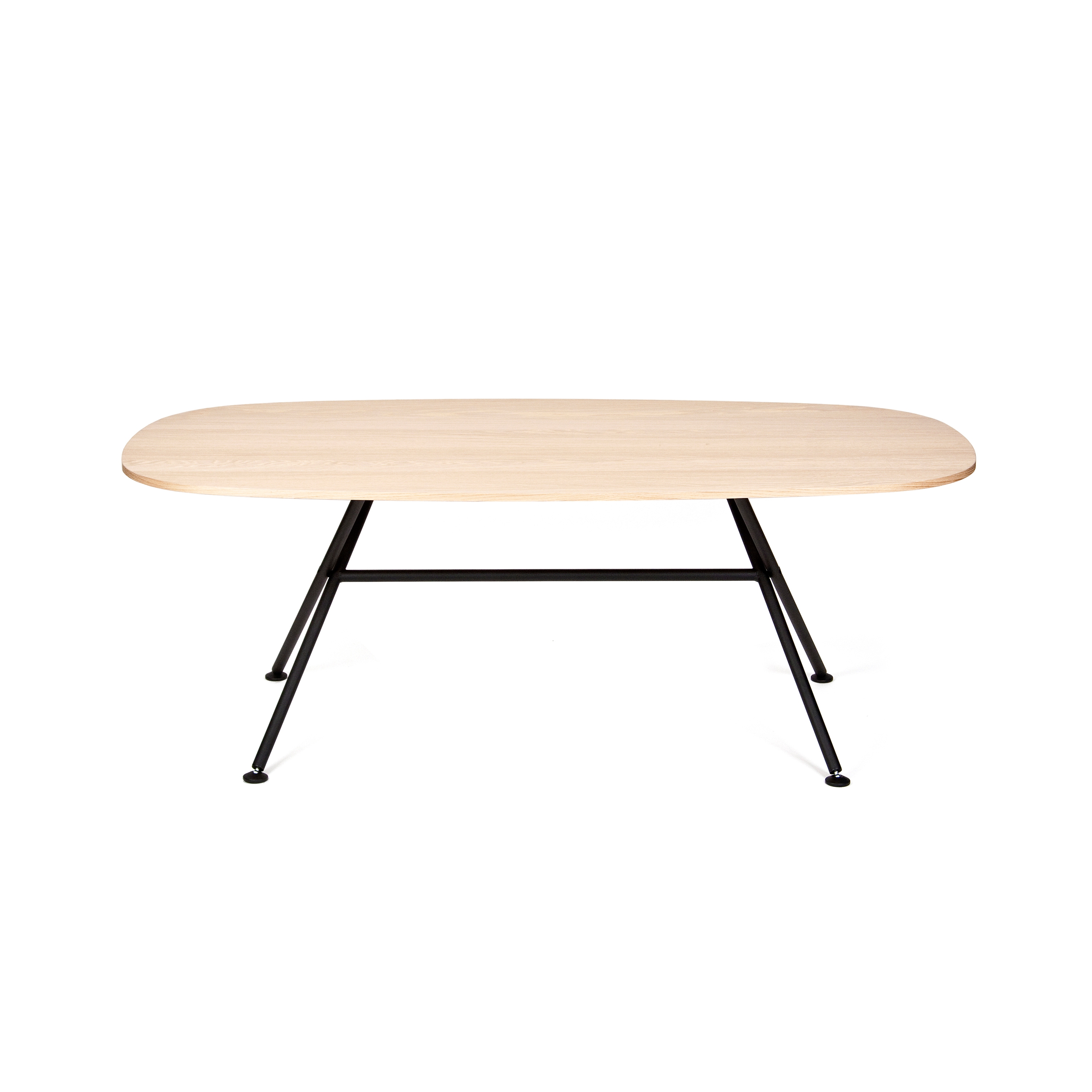 Mostrar el producto Oval Table del fabricante OBJEKTEN