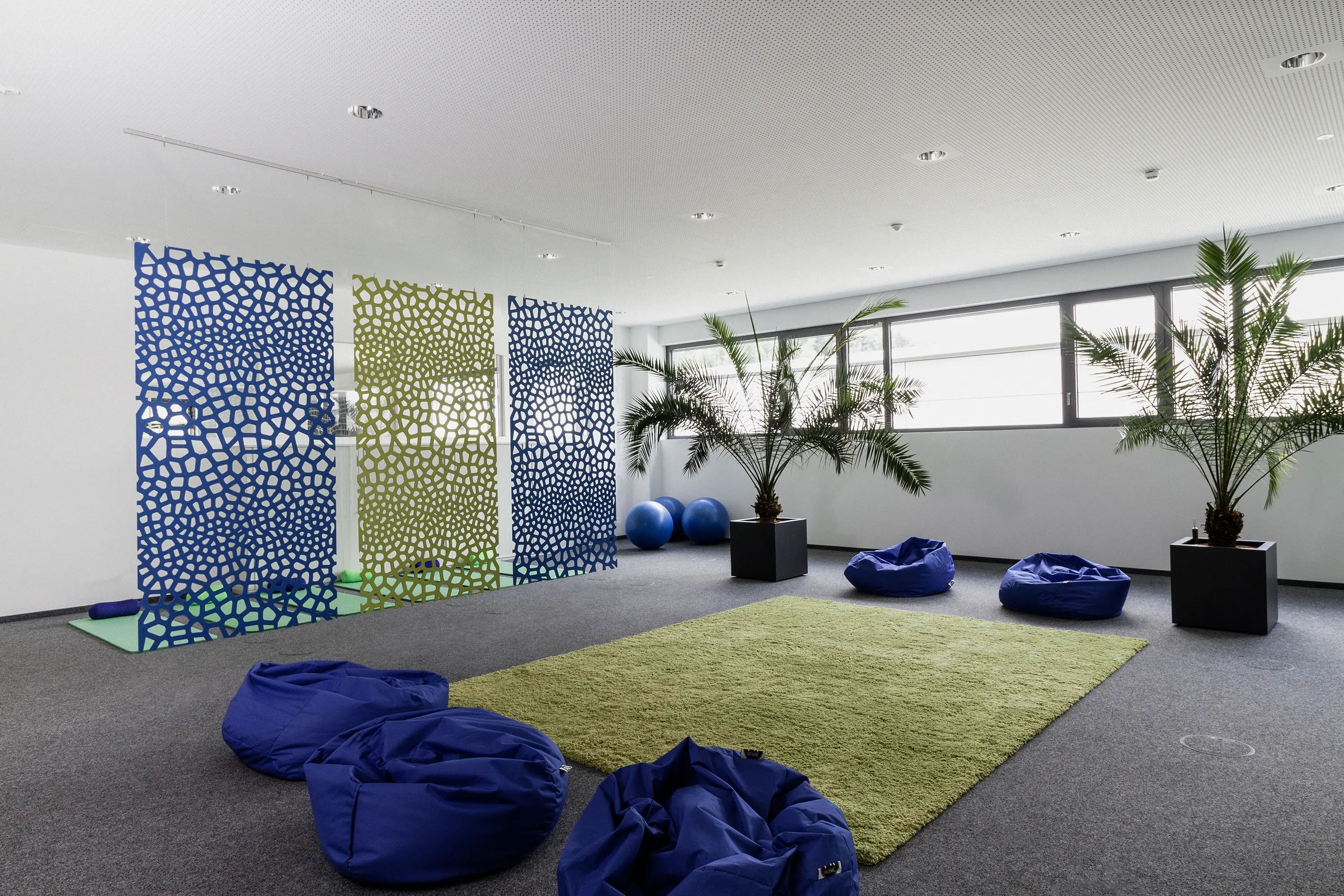 SPÄH designed acoustic - recycled greenPET | designed acoustic divider air voronoi