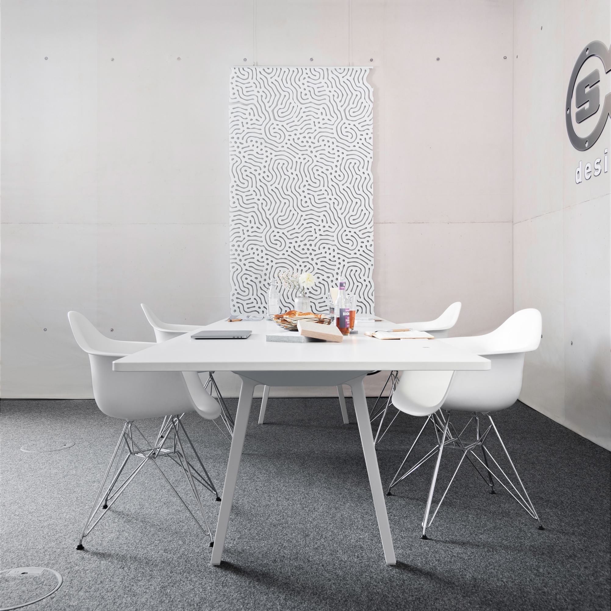 Produkt recycled greenPET I designed acoustic divider air twisted des Herstellers SPÄH designed acoustic anzeigen