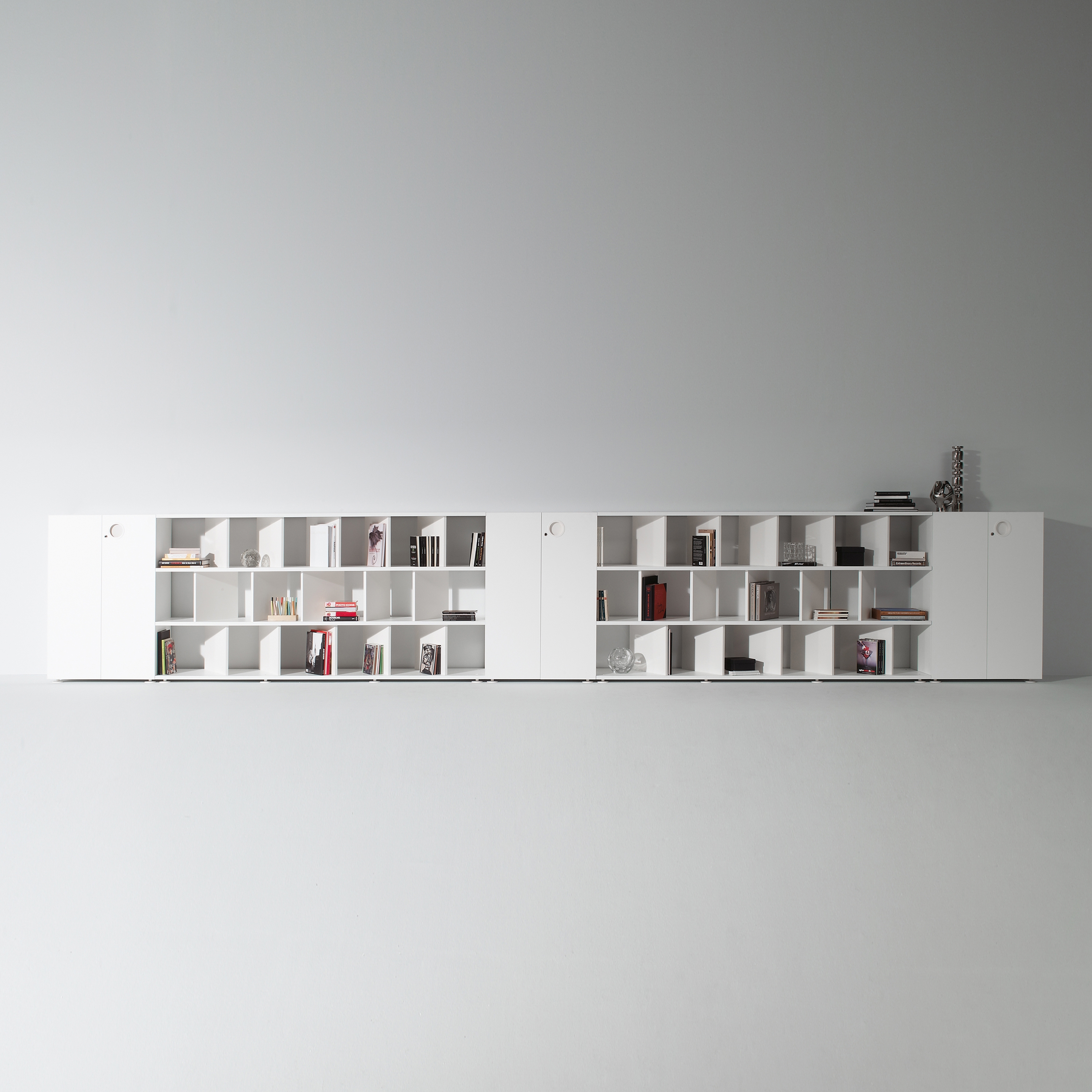 Display product K2 I K3 Cabinet from manufacturer ARIDI