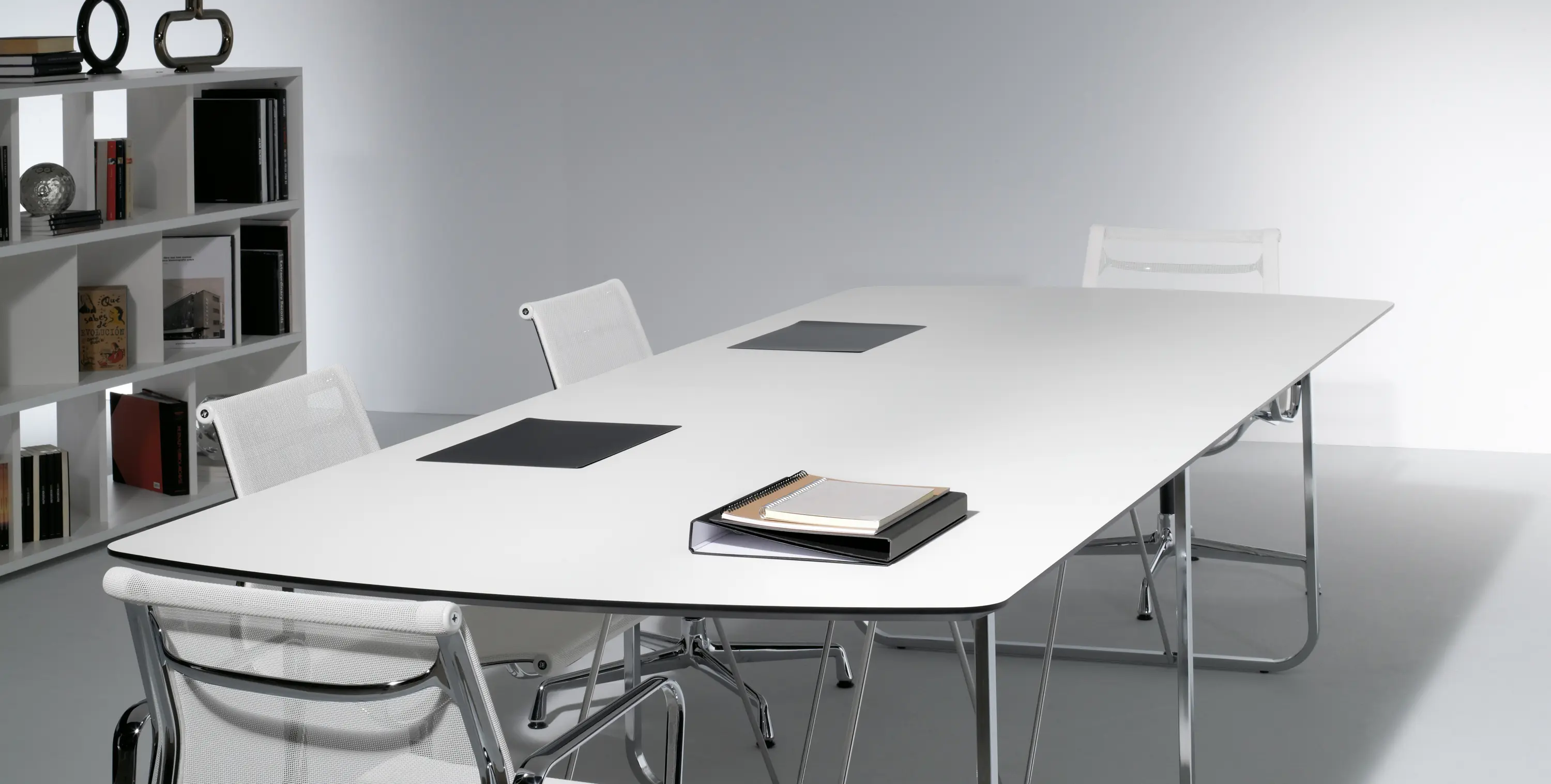 ARIDI - K2 I K3 Conference Table
