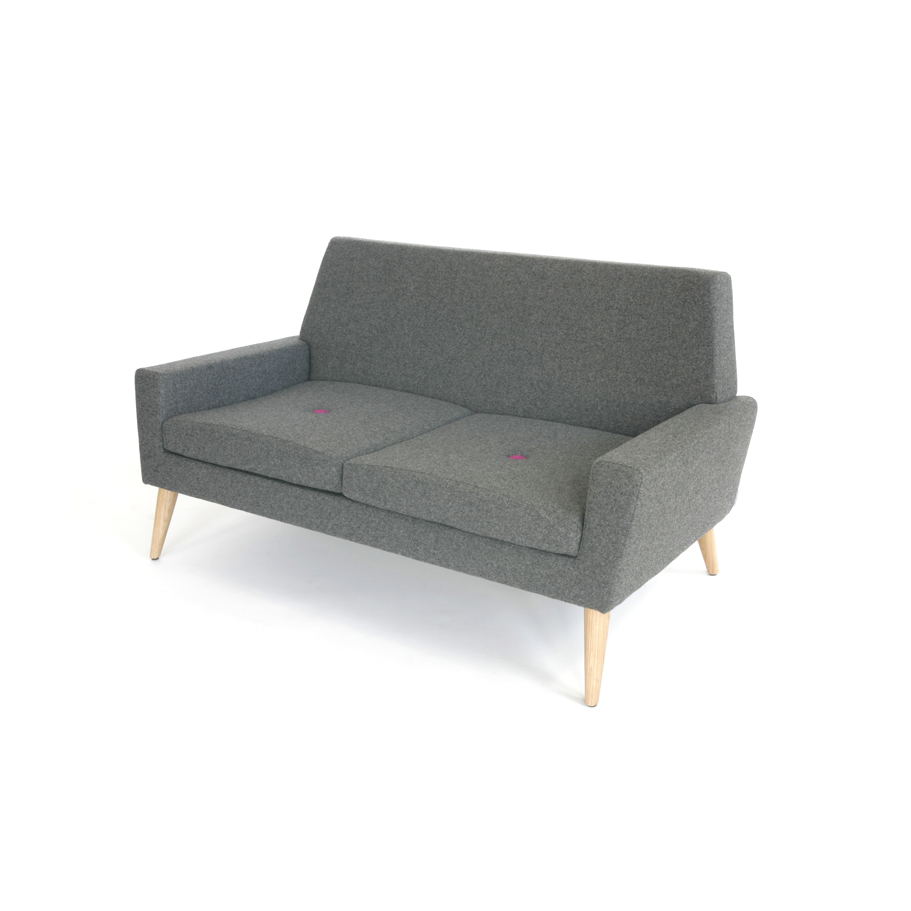 Afficher le produit Finsbury 2 Seater Sofa du fabricant Assemblyroom