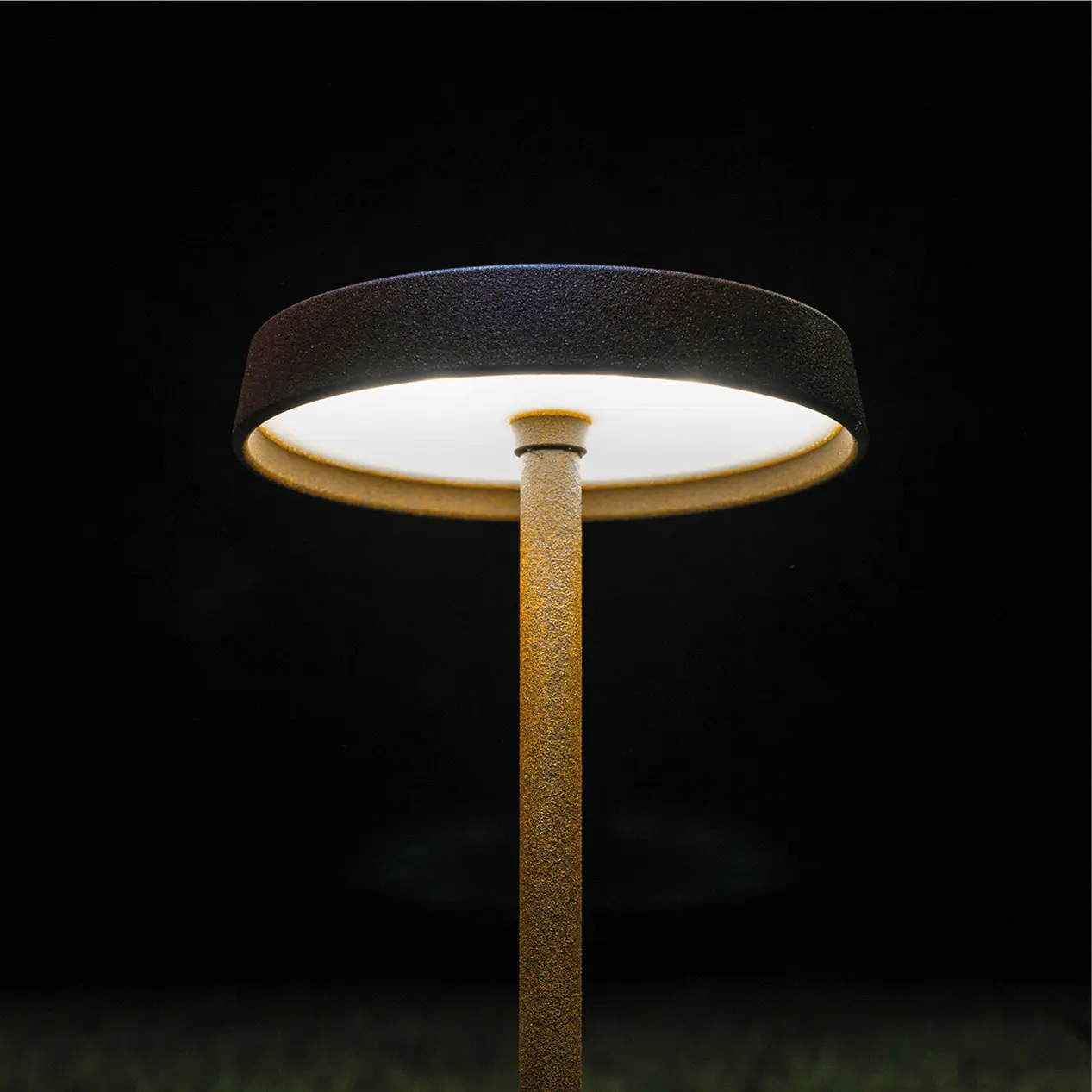 Linea Light Group - Pistillo