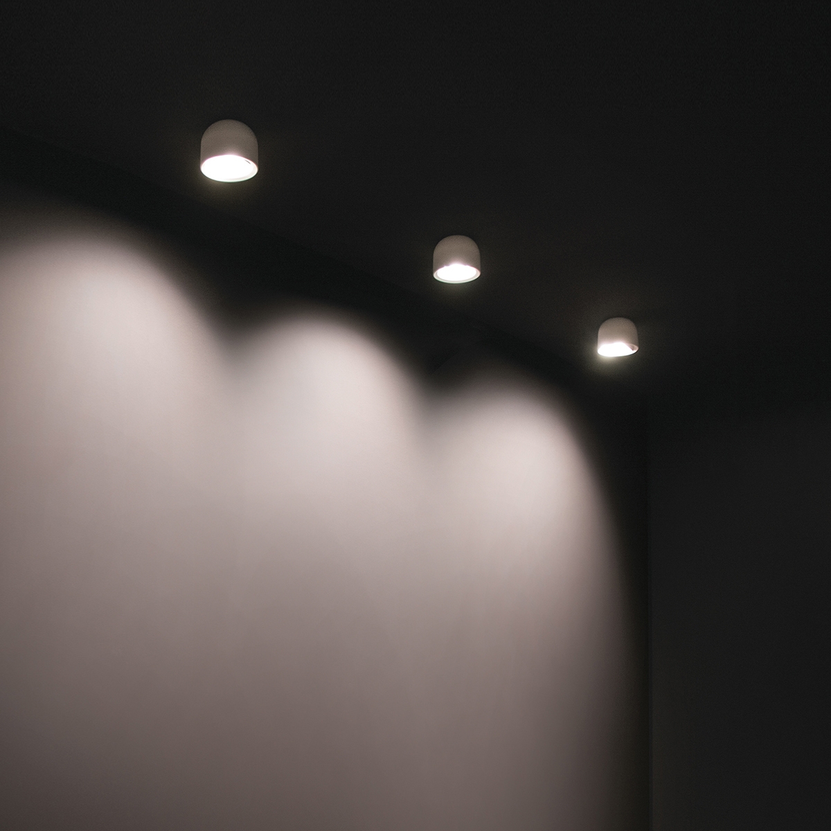 Display product Outlook_S from manufacturer Linea Light Group